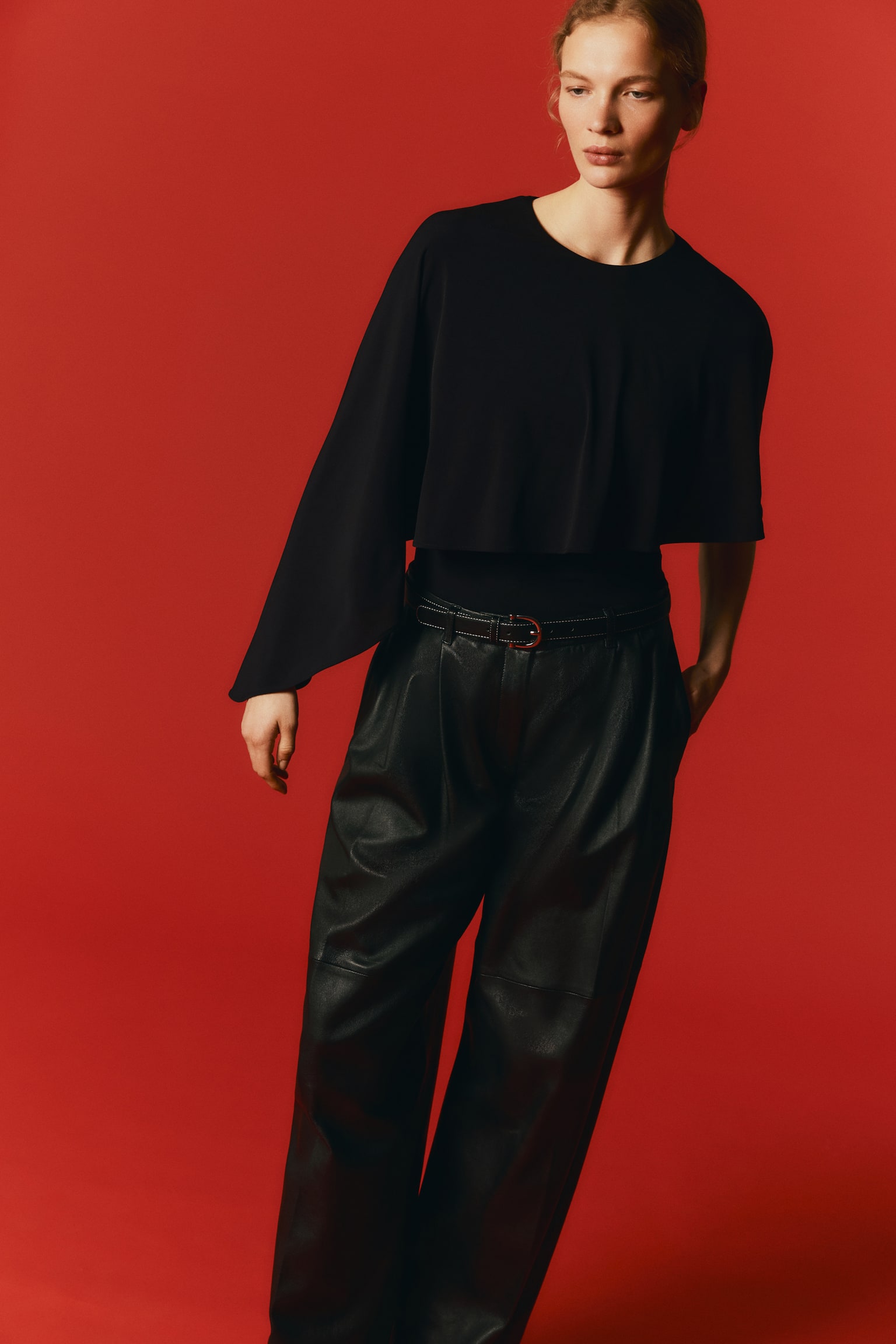 Cape-detail top - Noir/Orange pâle - 4