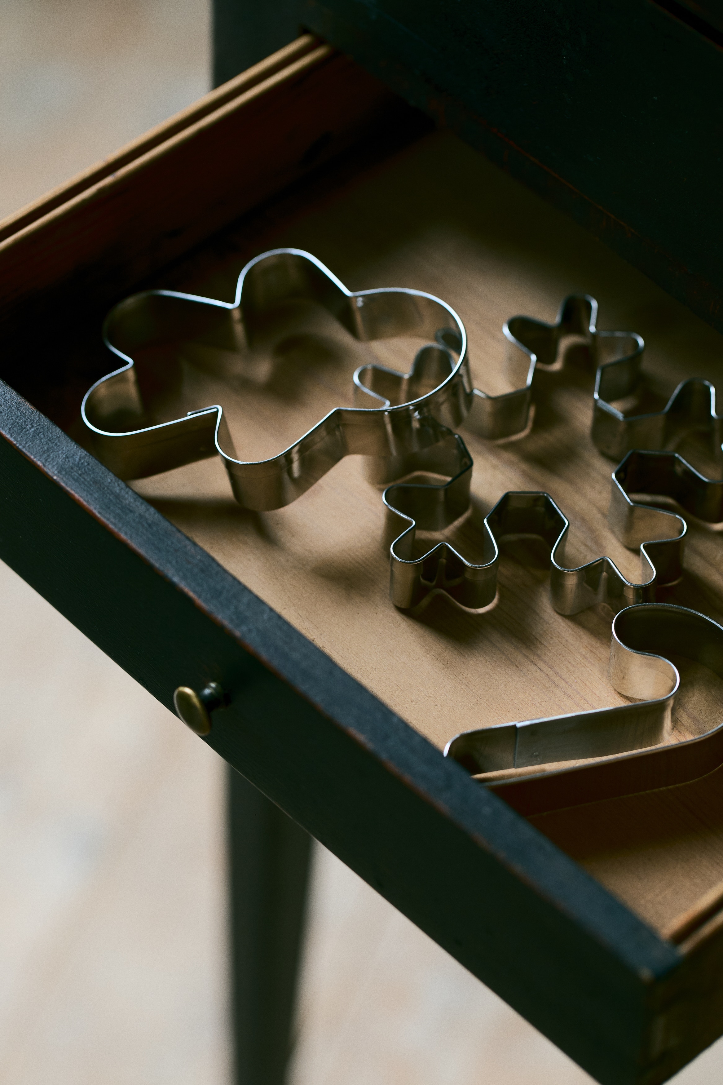 Tagliabiscotti in metallo 3 pezzi - Argentato