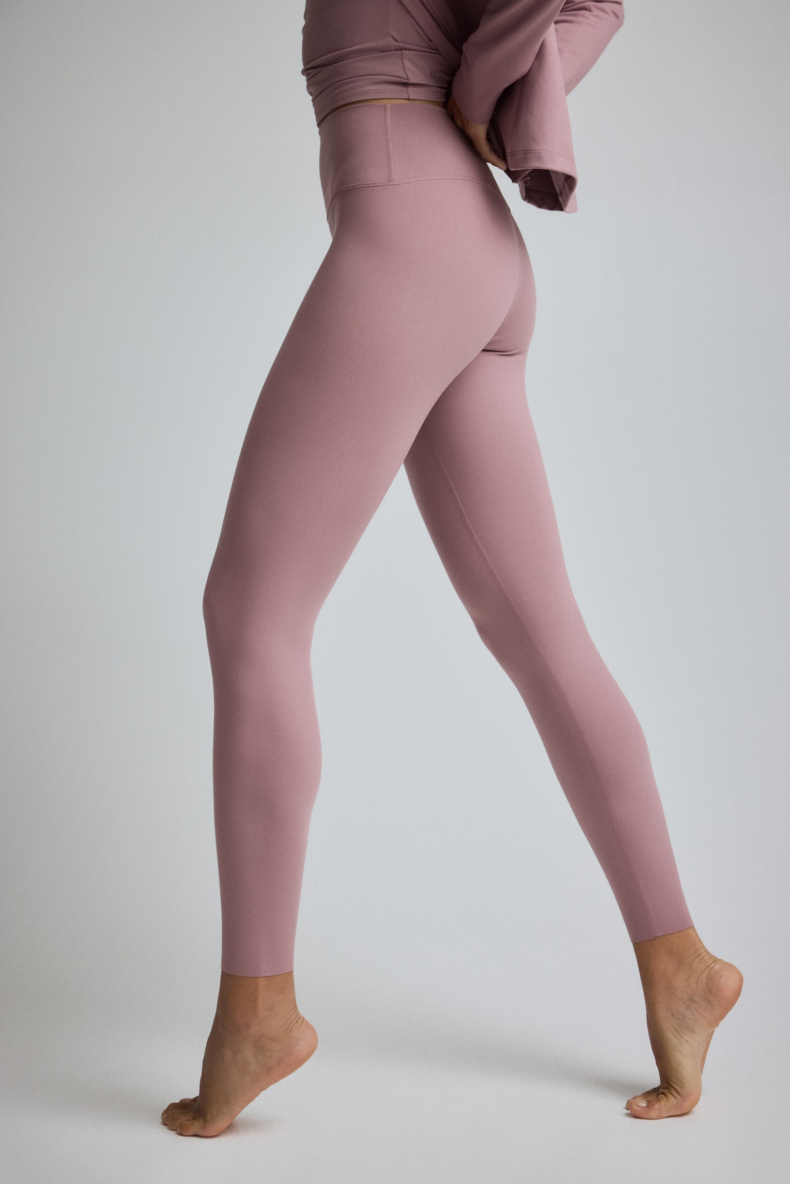 מכנסי טייץ ספורט SoftMove™‎ - ורוד מאובק/שחור/קרם/בז' כהה/לילך קפוא/חום/ורוד רך - 1