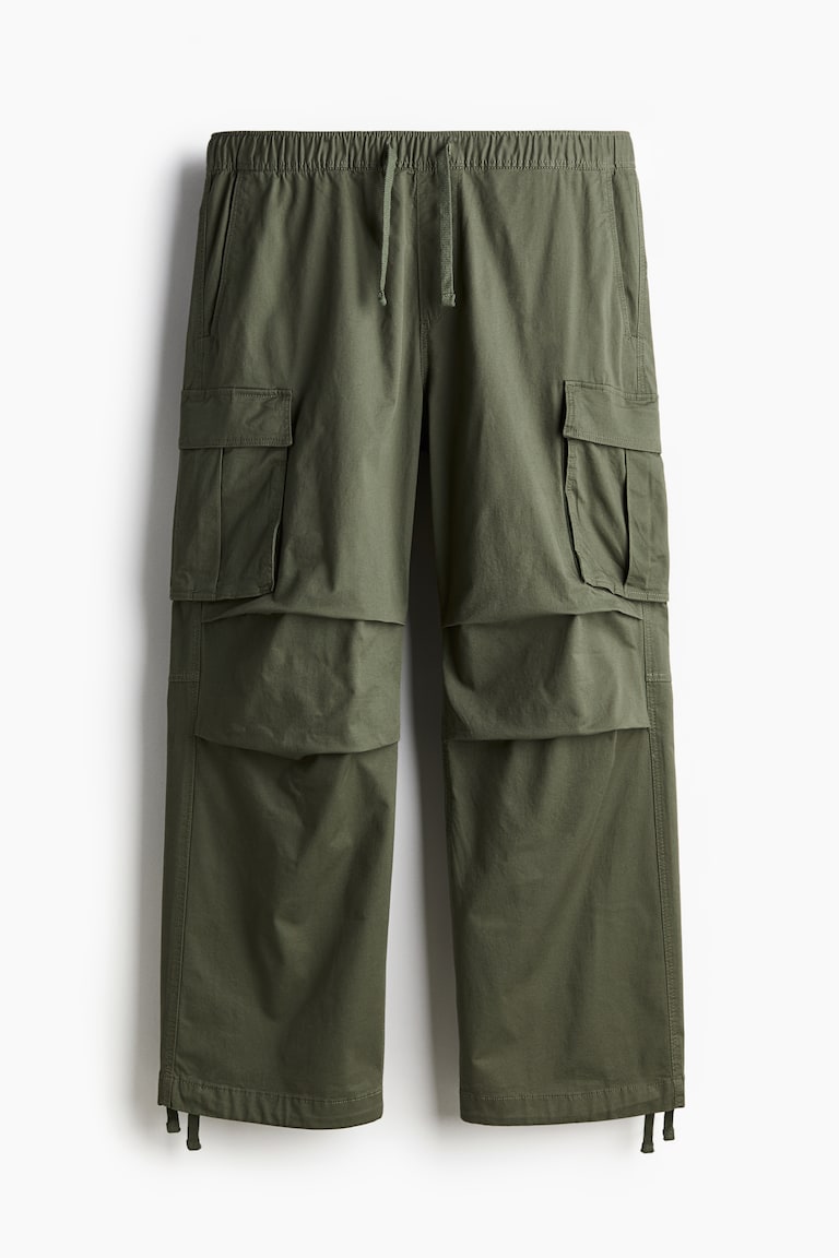 Relaxed Fit Cargo Pants Khaki green Men H&M US