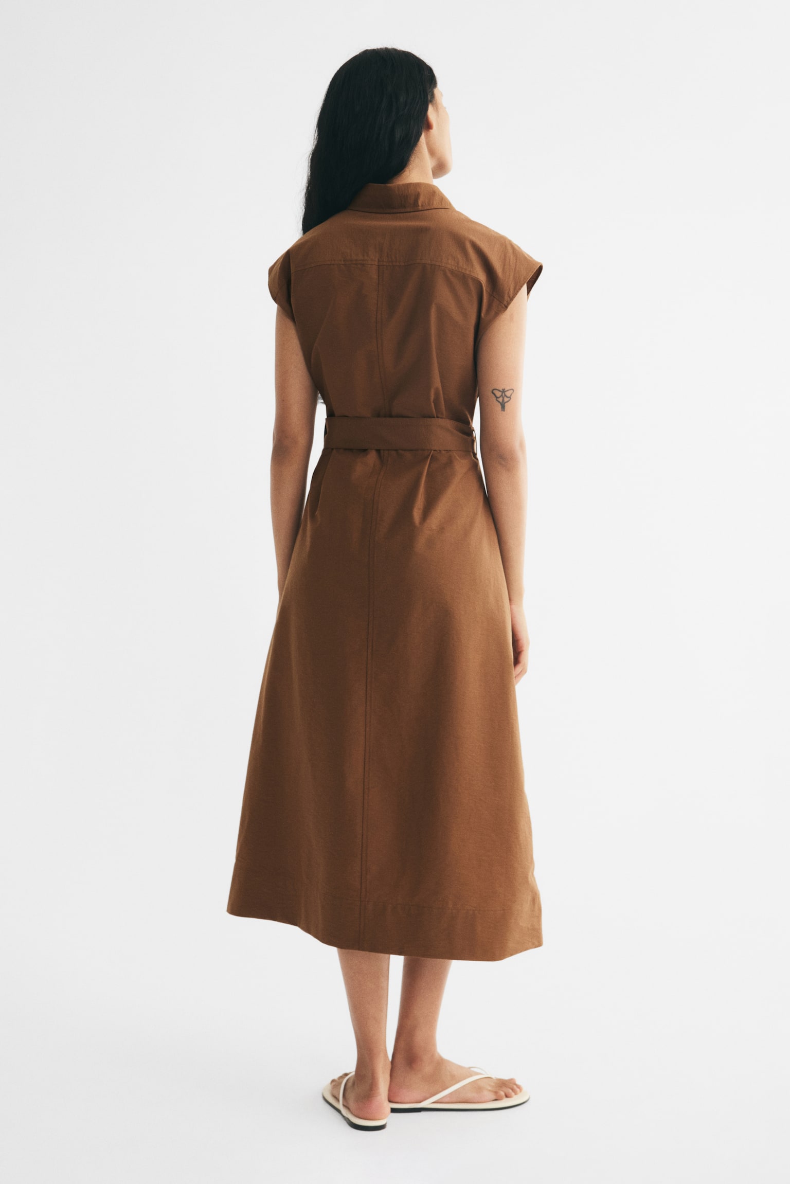 Женское платье H&M Tie-Belt Dress with Collar, цвет: Коричневый — фото 4