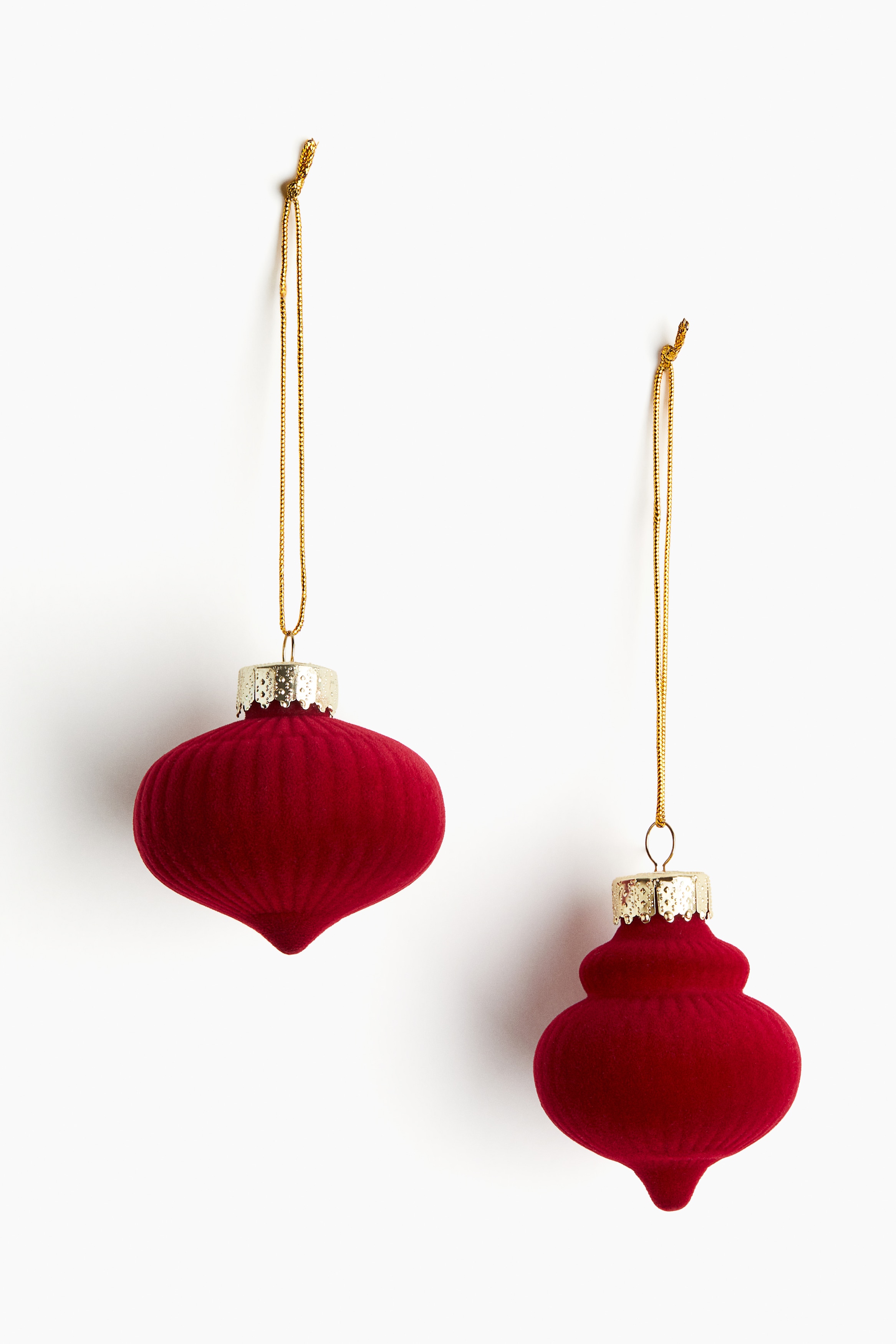 H&M Home  - 2-pack flocked baubles - Red
