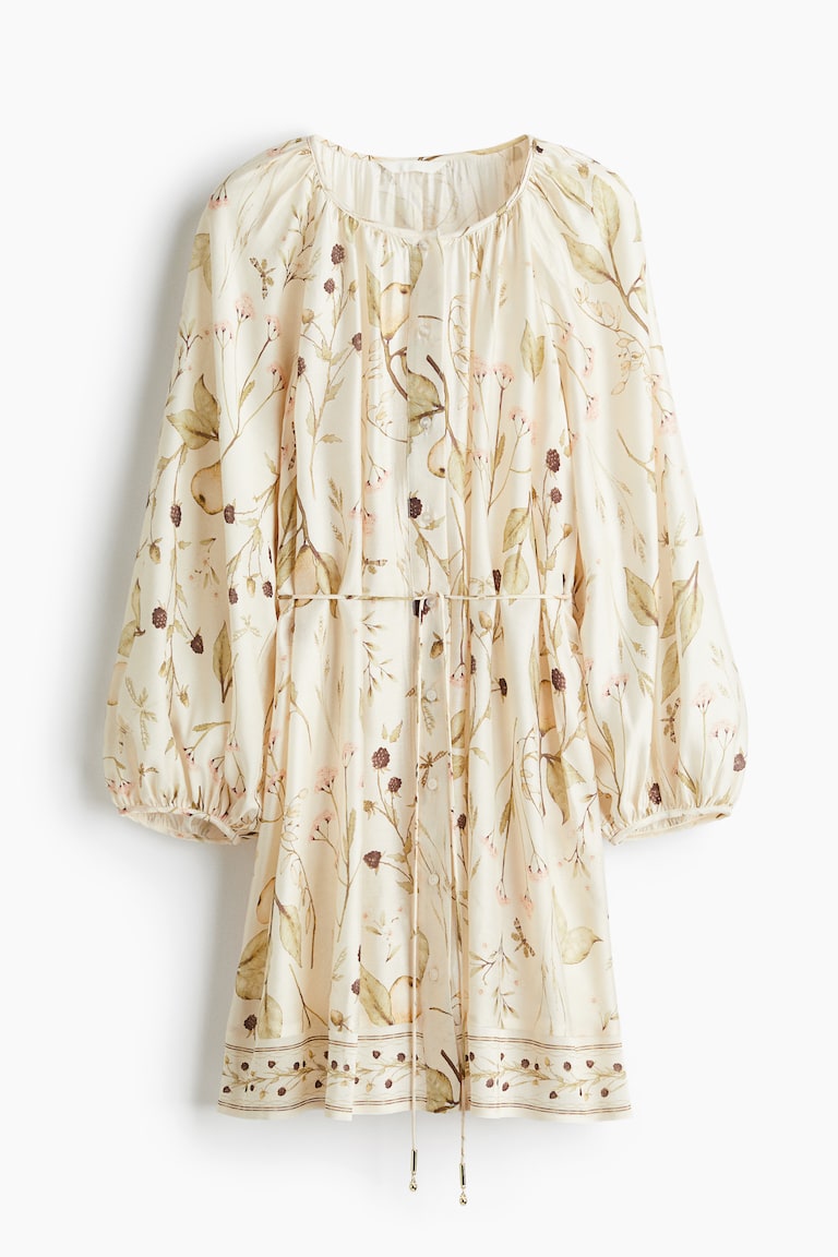 h&m oversized tie belt dress Women's Black/floral Oversized Tie-Belt Dress