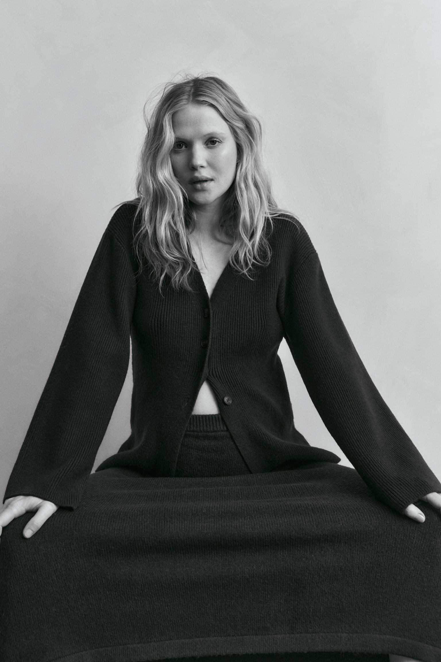 MAMA Falda tejida con vuelo - Café oscuro - 3