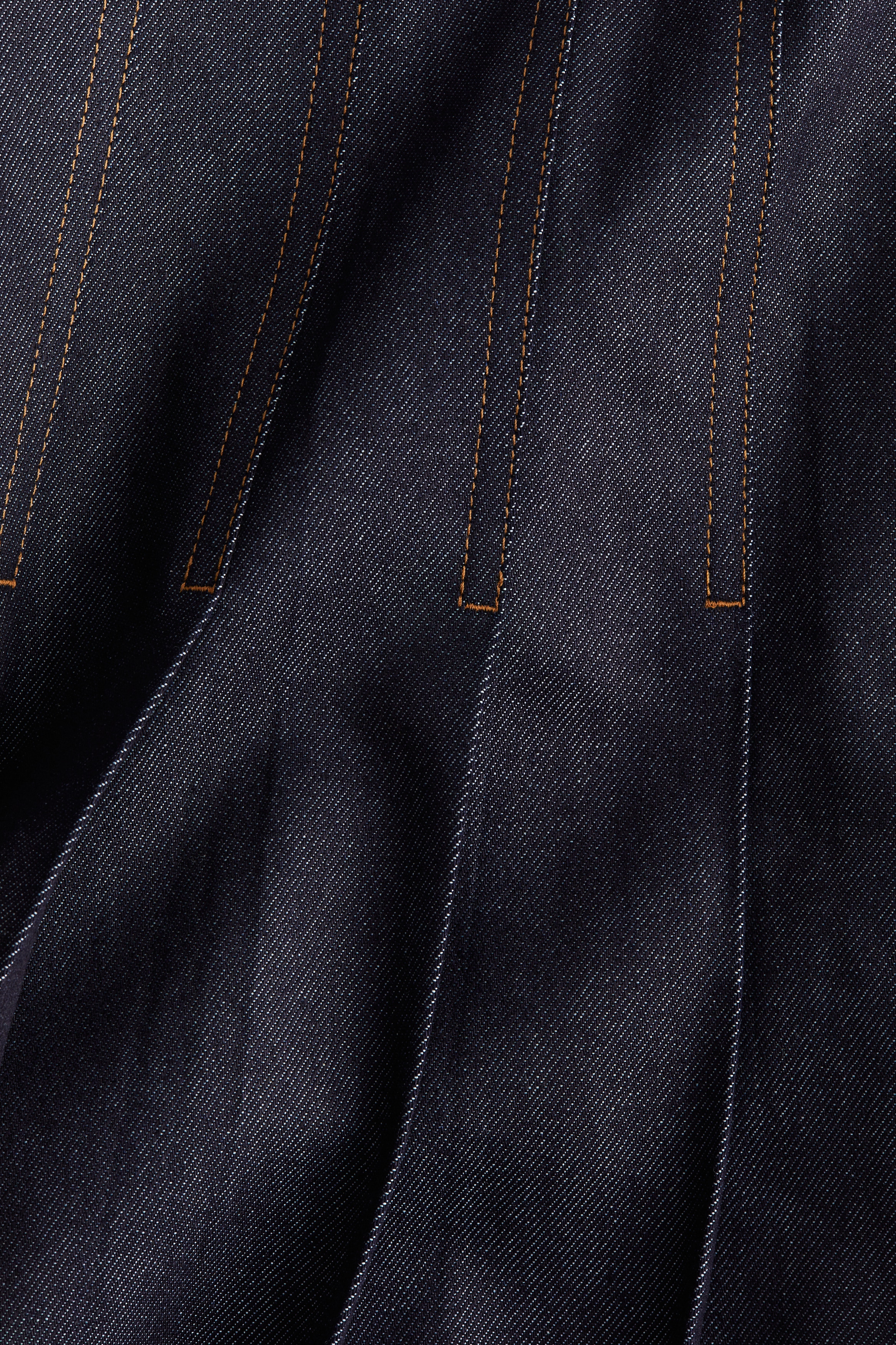 Pleated denim skirt