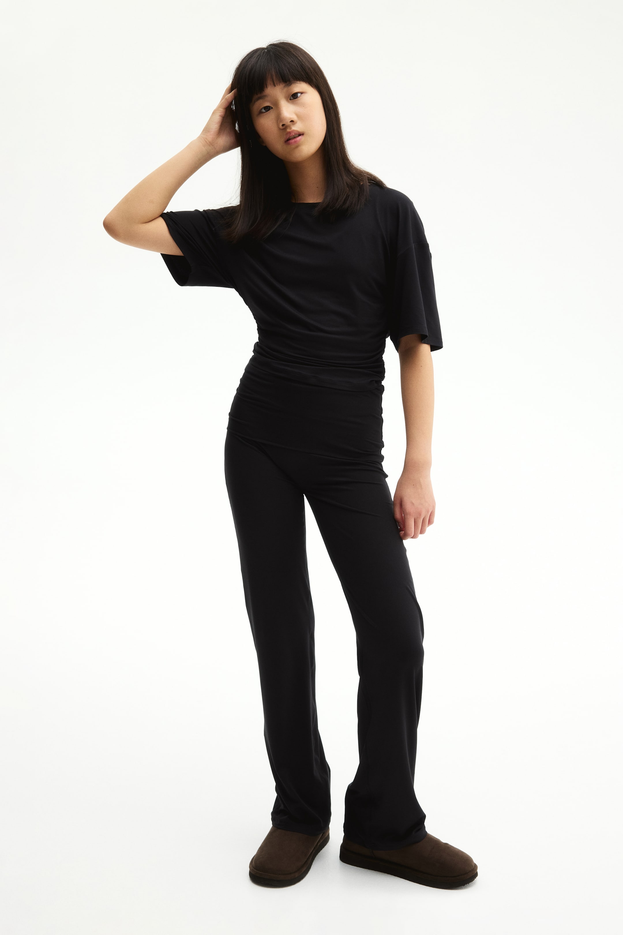 Ampliar la imagen: Sports top with SoftMove™ - Negro - Kids | H&M MX 1