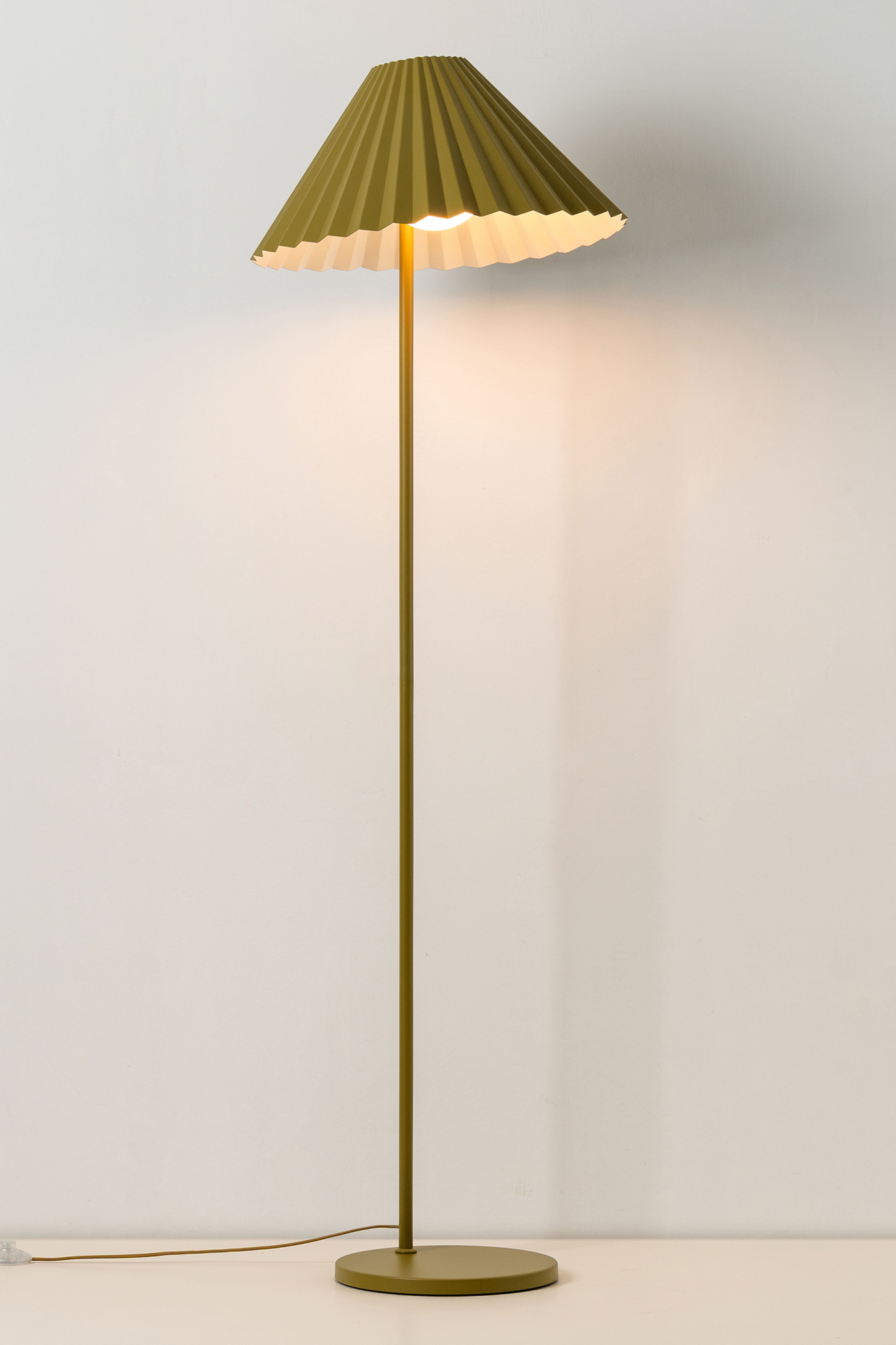 The Pleat Floor Lamp