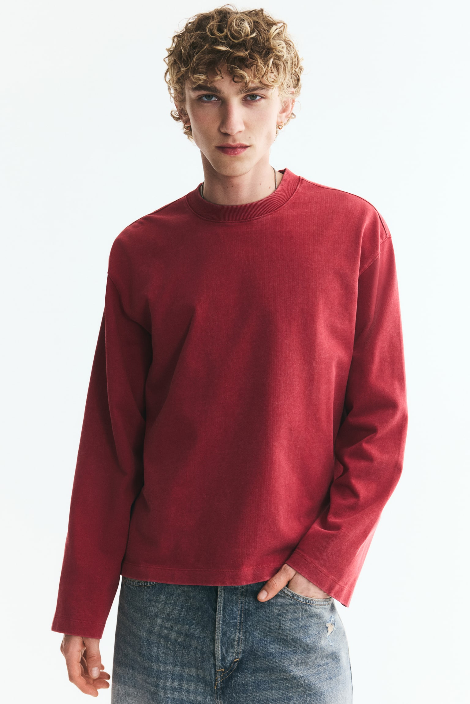 Boxy Relaxed-Fit Long-Sleeved T-Shirt - Red/Cream - 1