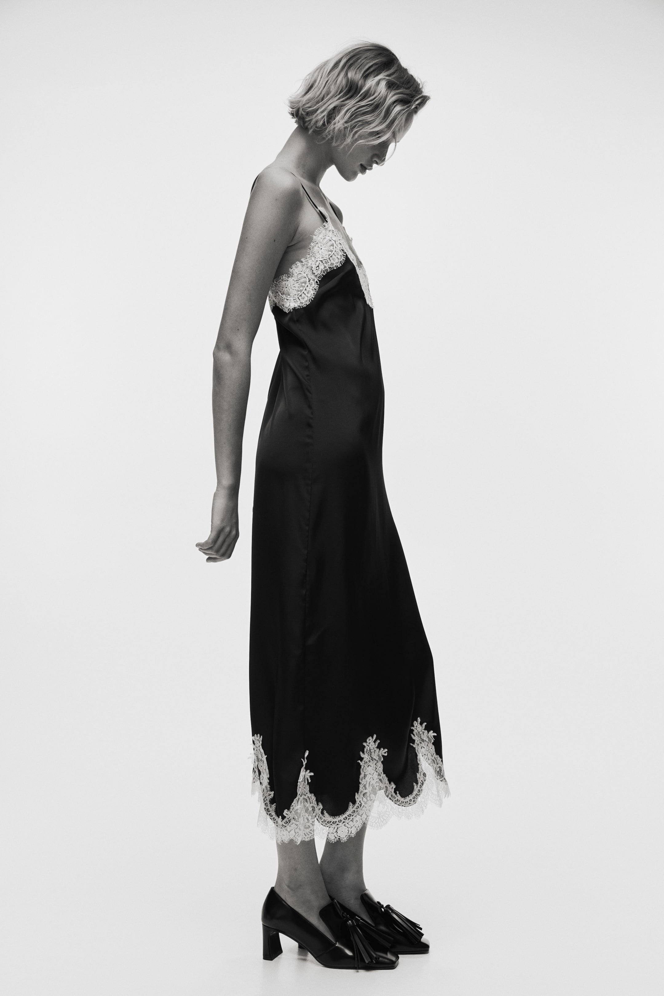 Ampliar la imagen: Vestido slip con encaje - Negro - Ladies | H&M MX 1