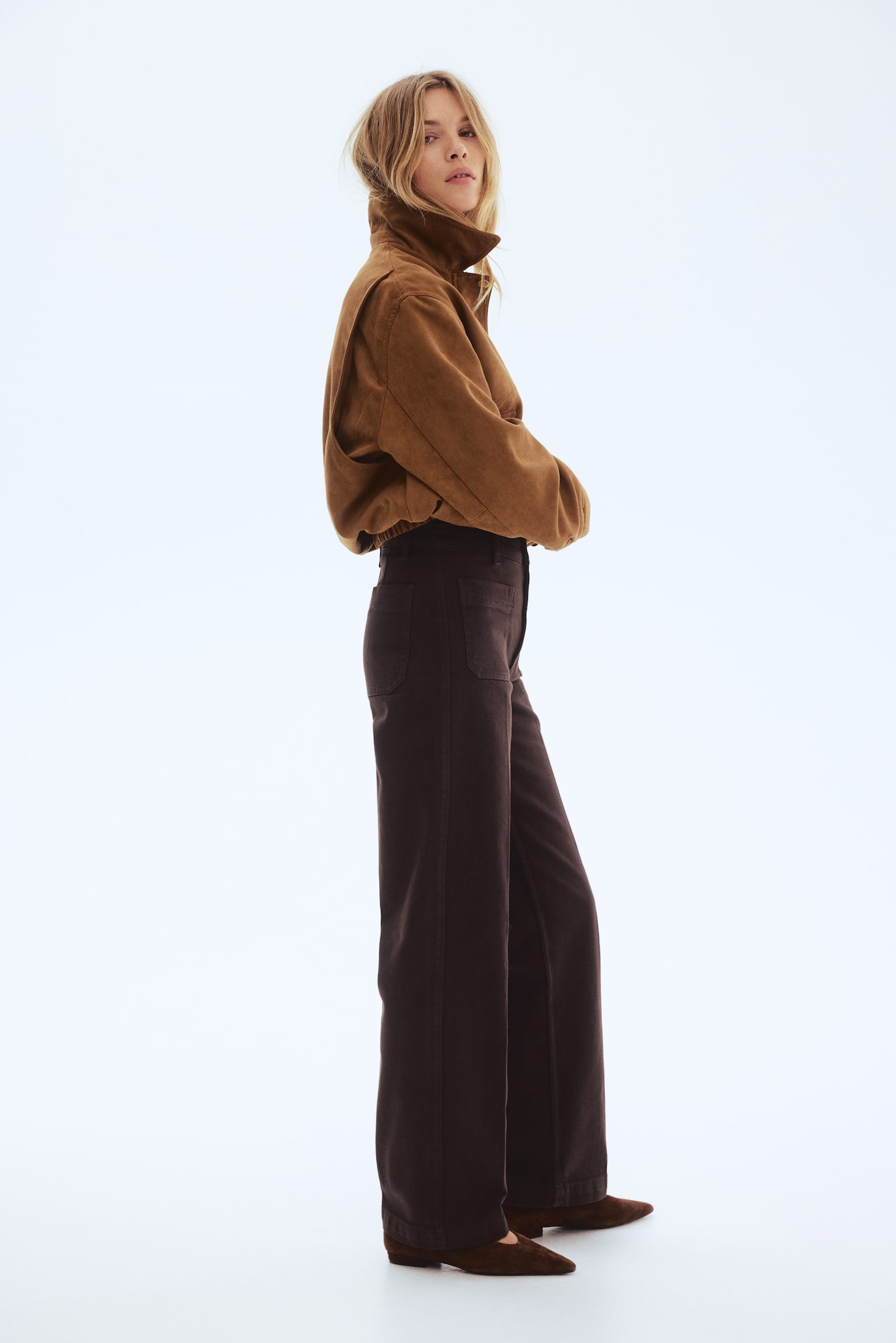 Wide High Jeans - Mörkbrun/Marinblå denim/Mörk denimblå/Ljus denimblå/Vit/Ljusröd/Puderrosa/Ljus denimblå - 1