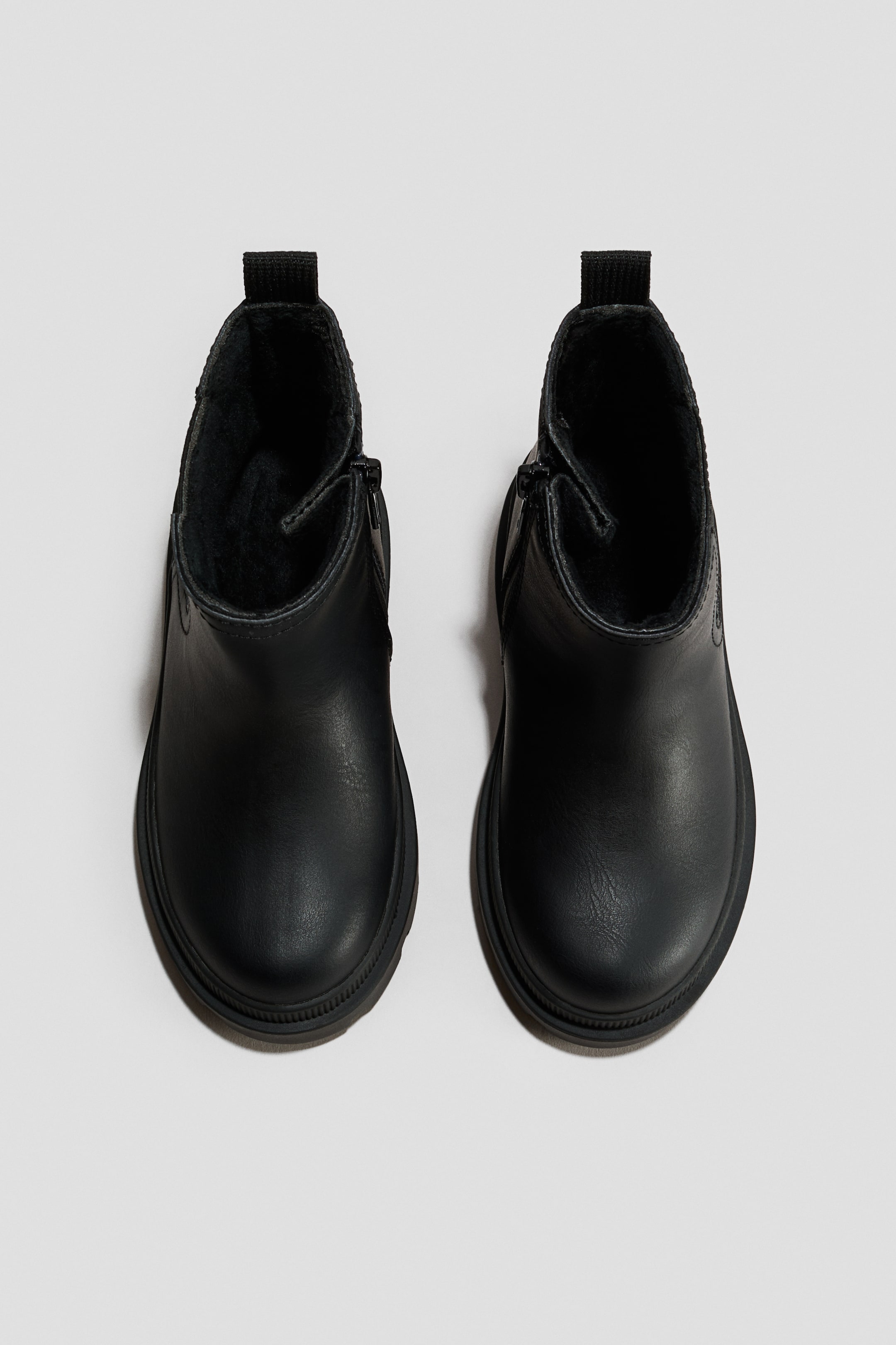 Bottines imperméables et chaudement doublées
