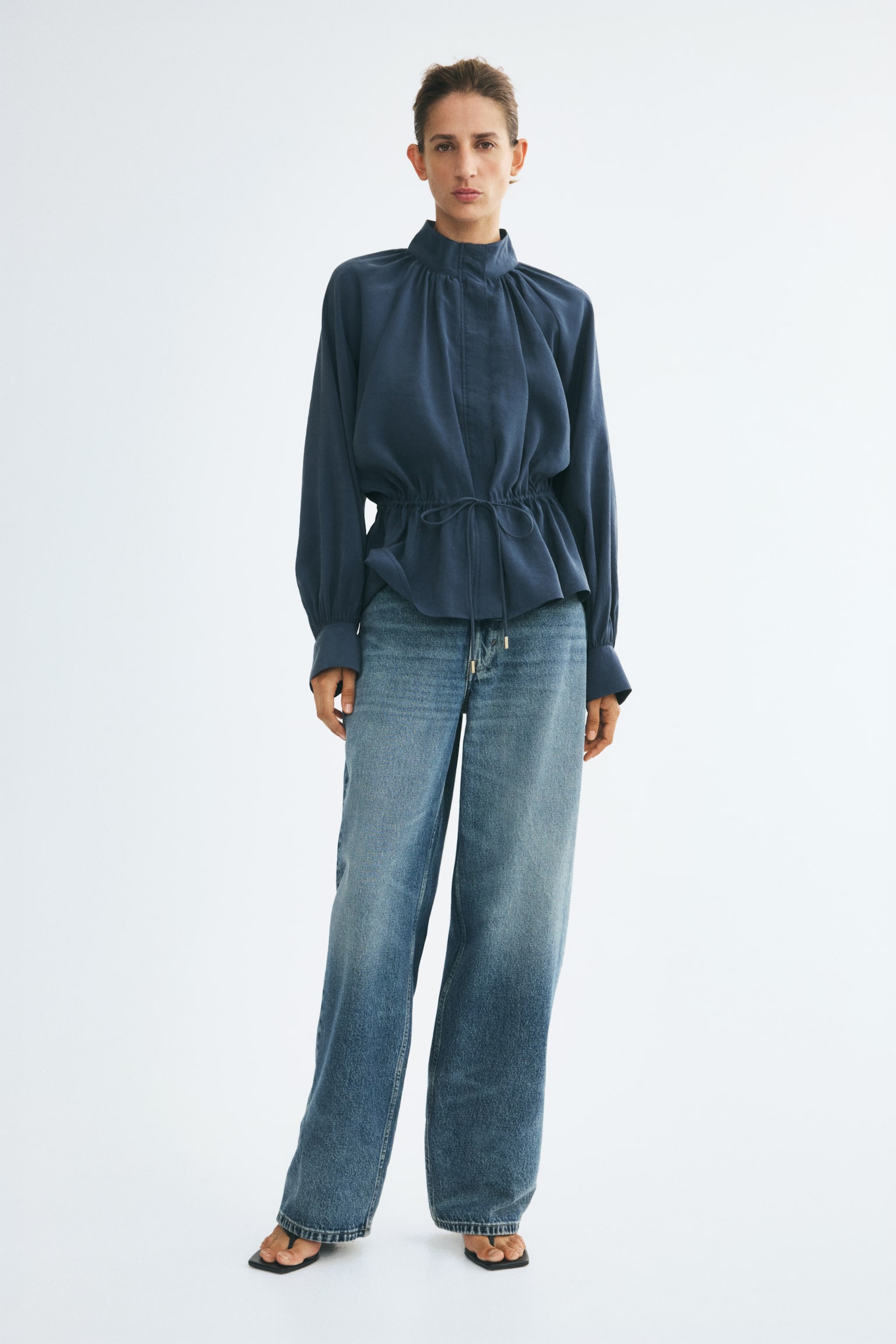 Женская куртка H&M Balloon-Sleeved Drawstring-Detail, цвет: Тёмный стальной синий — фото 3