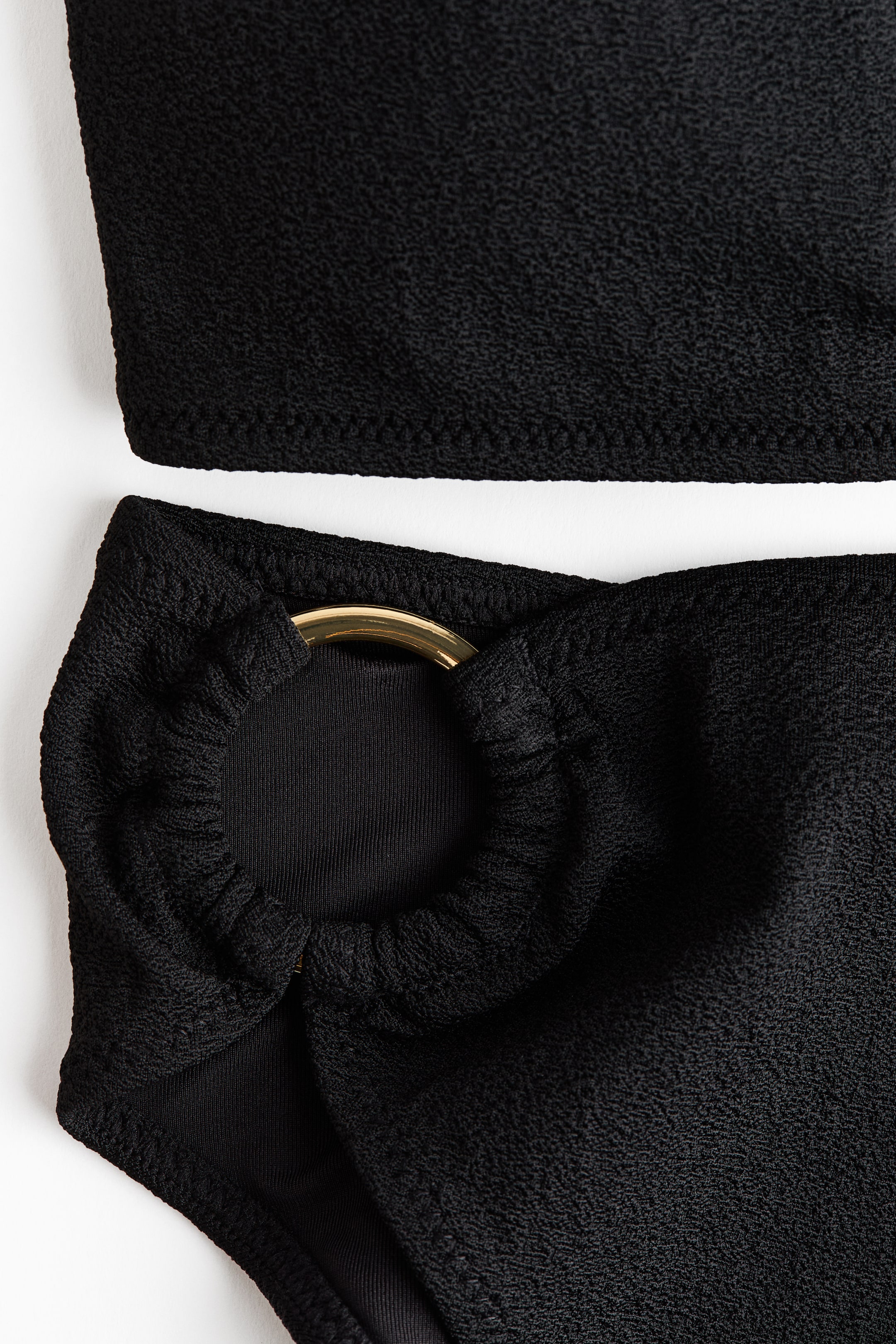 Maillot de bain échancré à bonnets coussinés