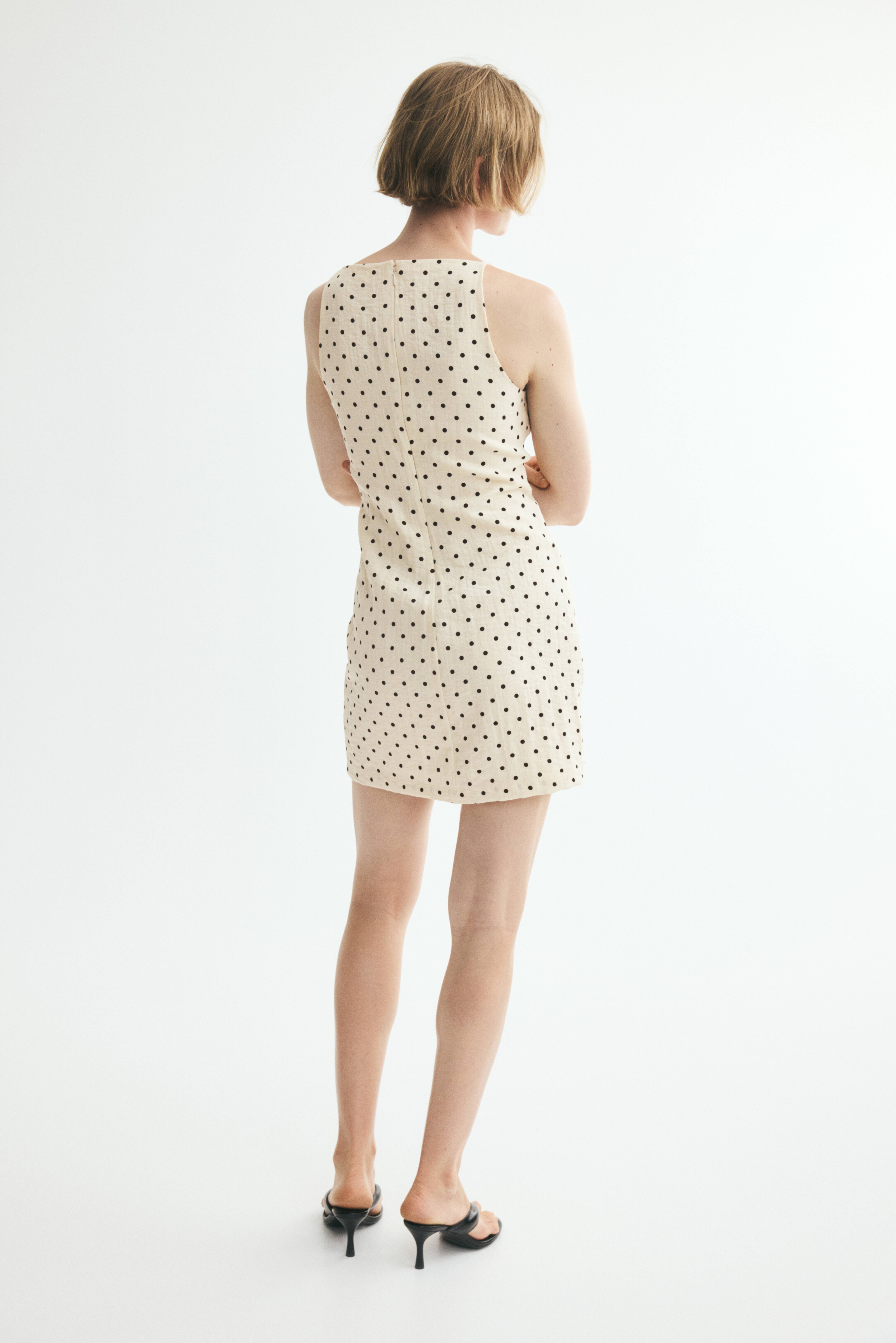 Sleeveless Crêpe Dress