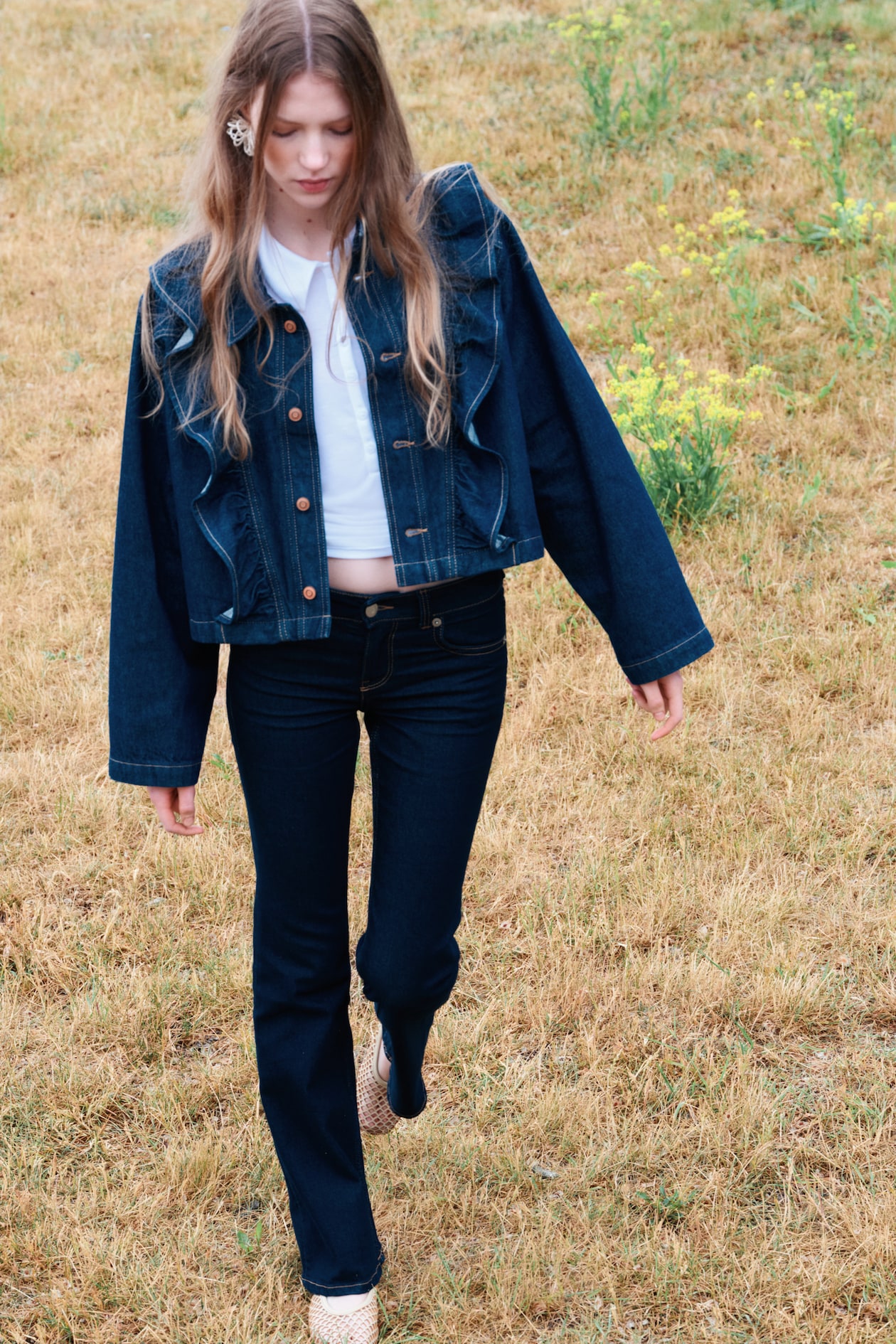 Flared Low Jeans - image 4