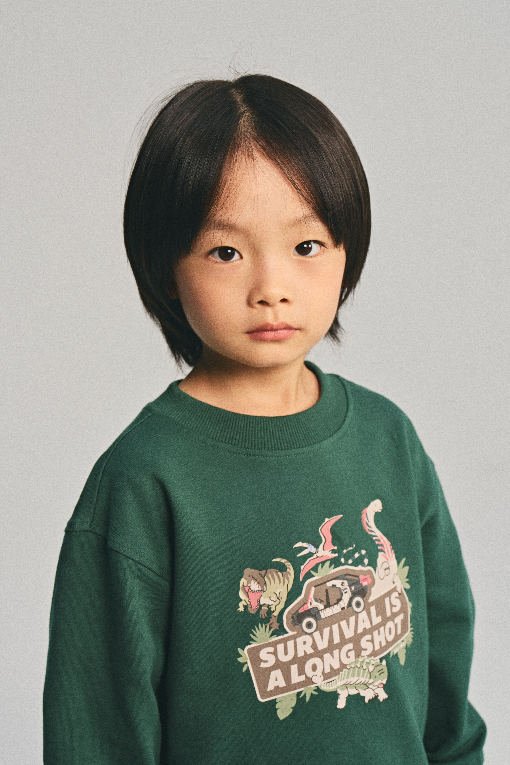 拡大画像を表示: プリントデザインスウェットシャツ - グリーン／ジュラシック・ワールド | H&M JP 3