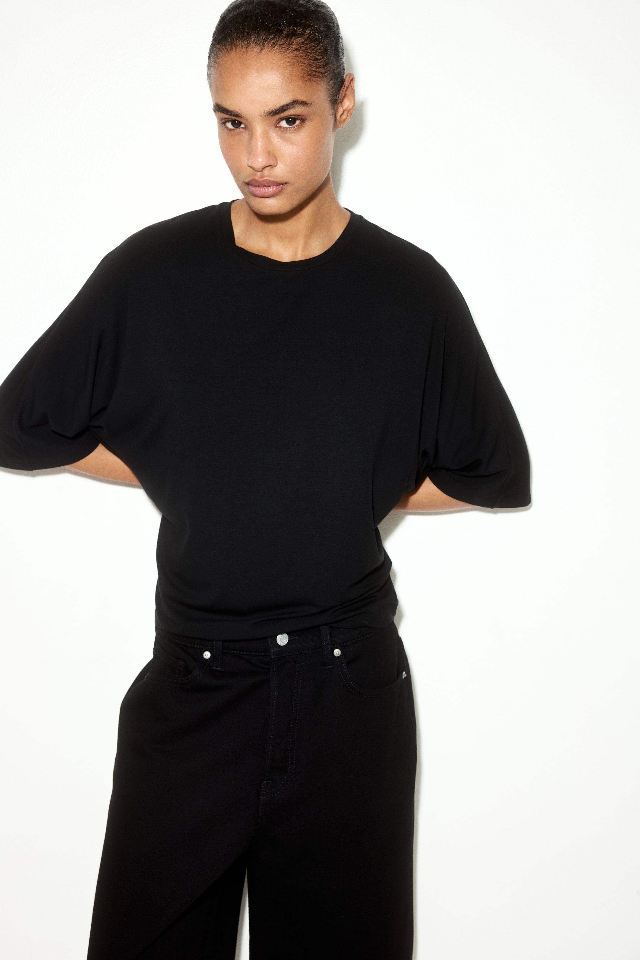 Женские топы H&M Batwing-Sleeved Viscose Top — фото 4