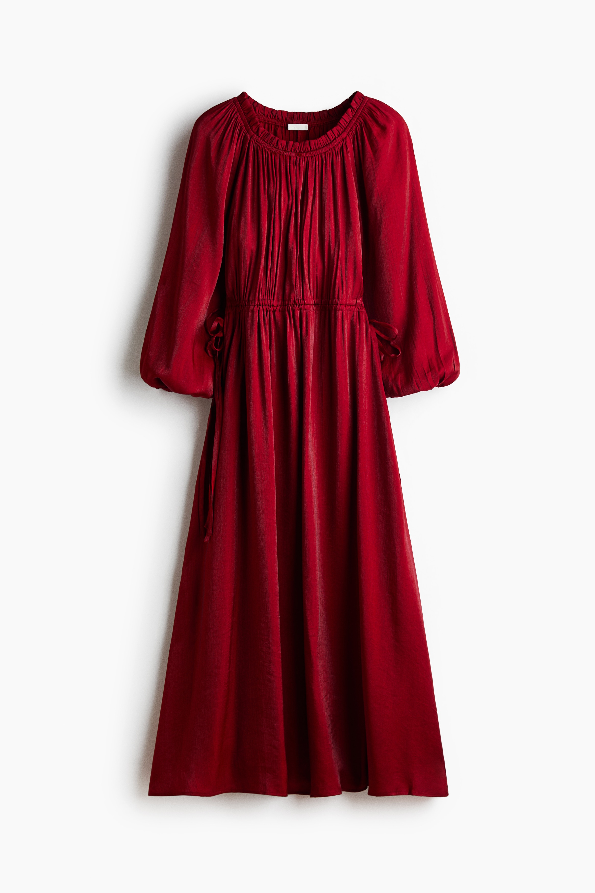 Balloon-sleeved gathered dress