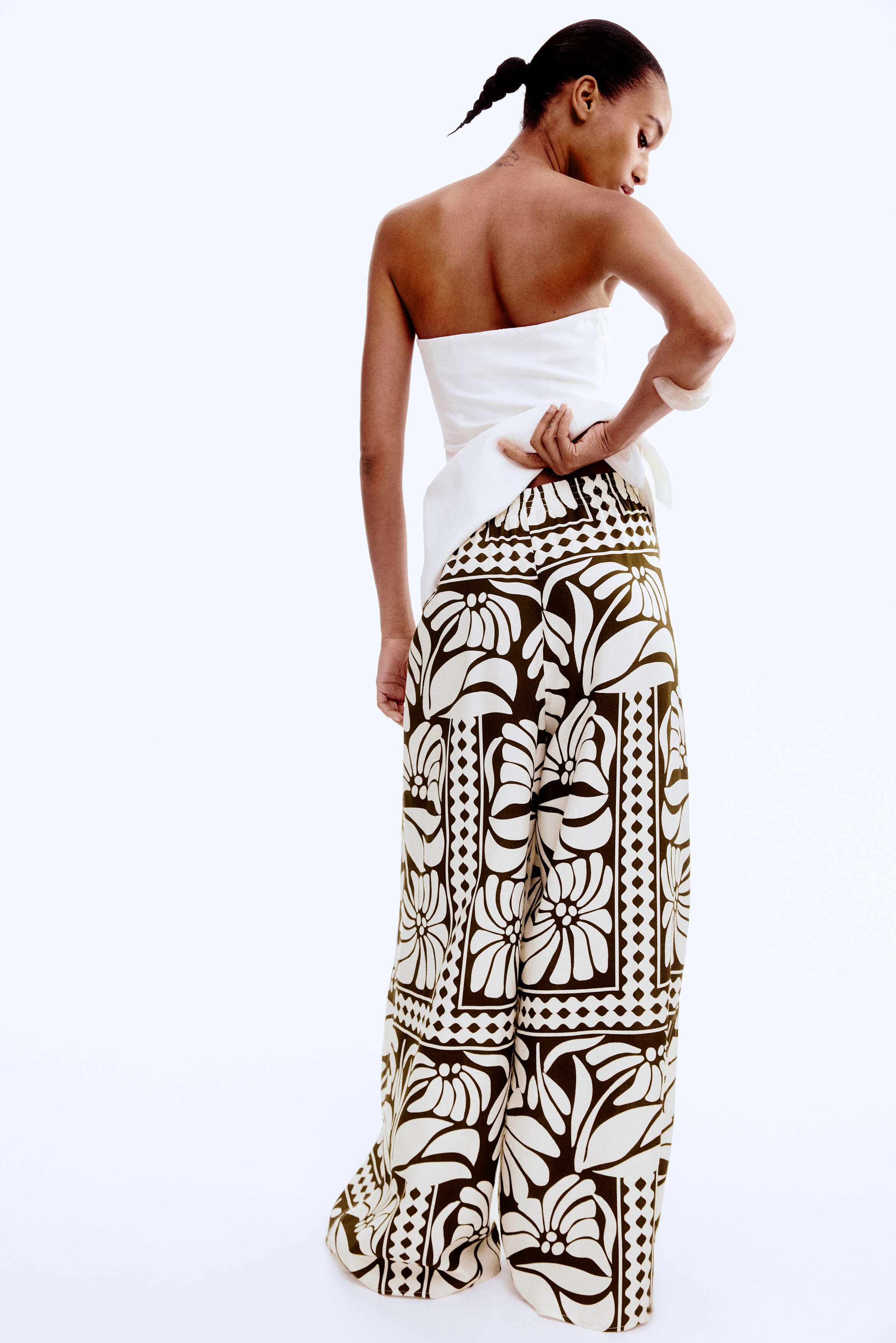 Wide pull-on trousers