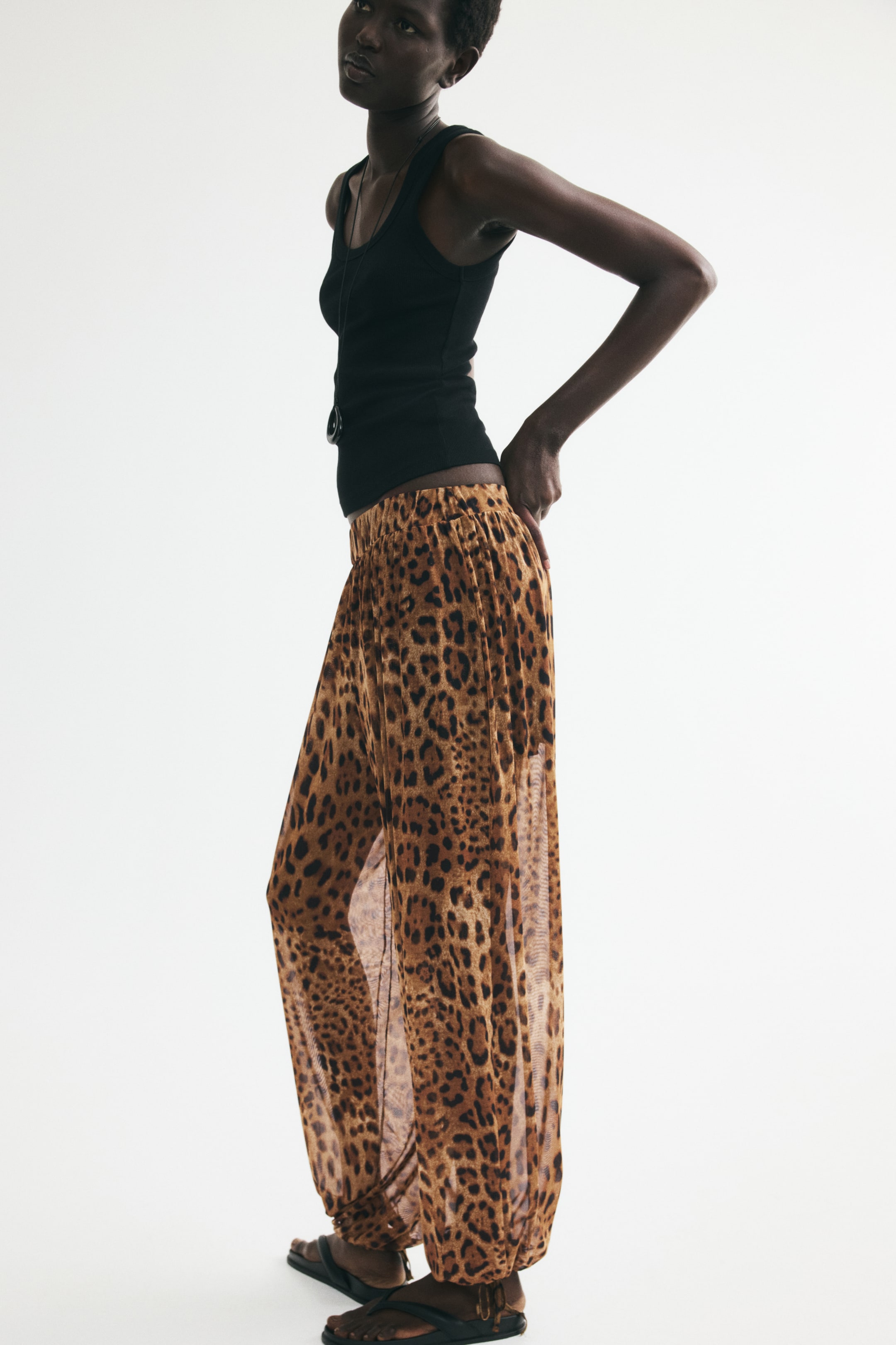 Mesh Balloon-Leg Pants