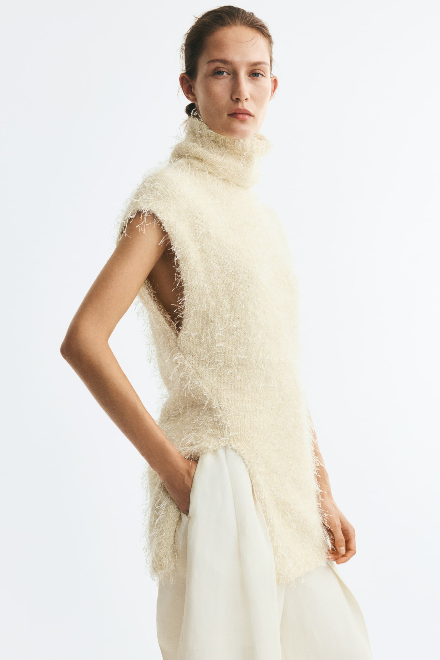Женский топ H&M Fluffy-Knit Mock Turtleneck, цвет: Светлый бежевый — фото 5
