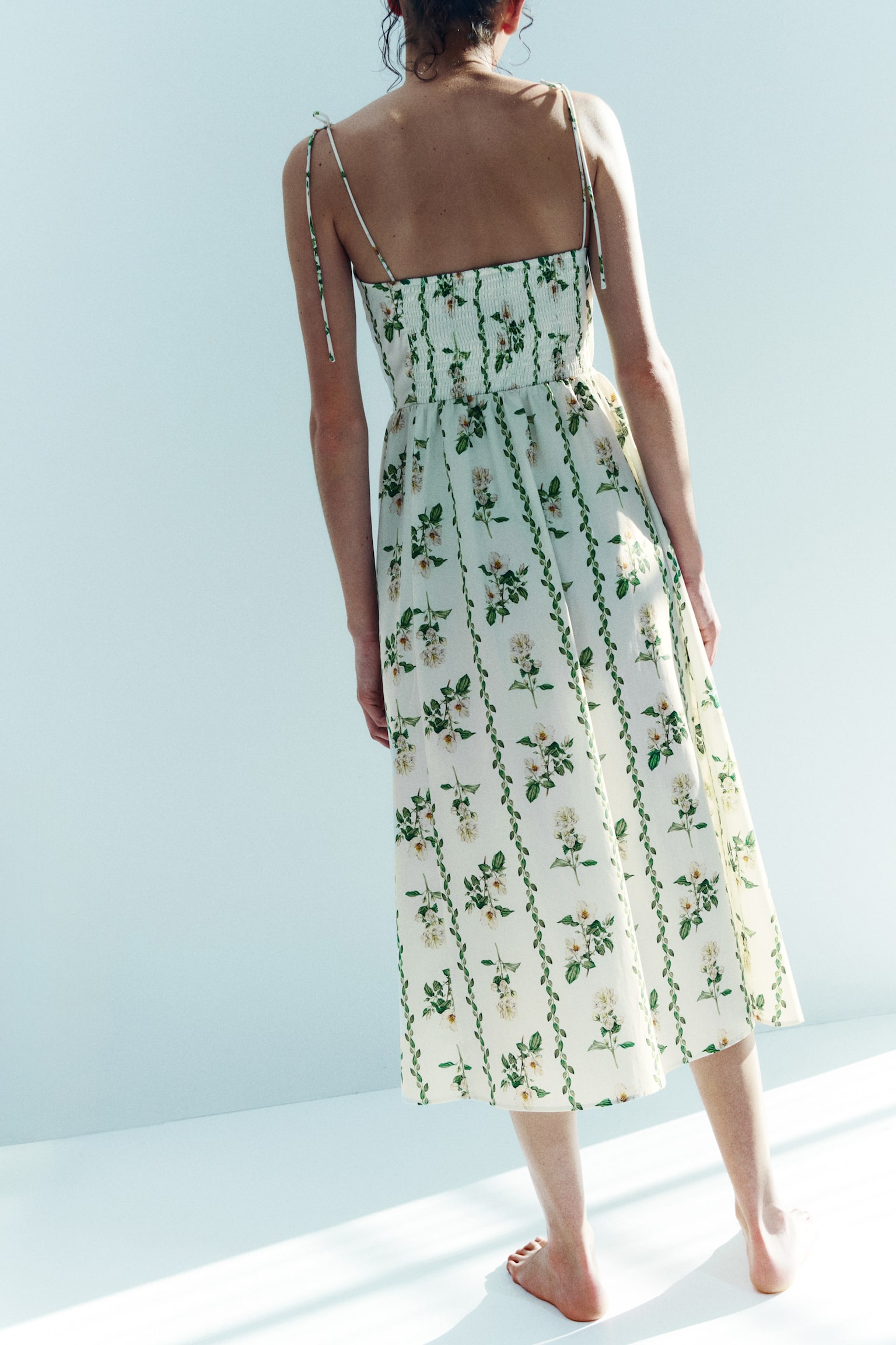 Flared-skirt strappy dress - White/Floral/White/Blue floral - 3