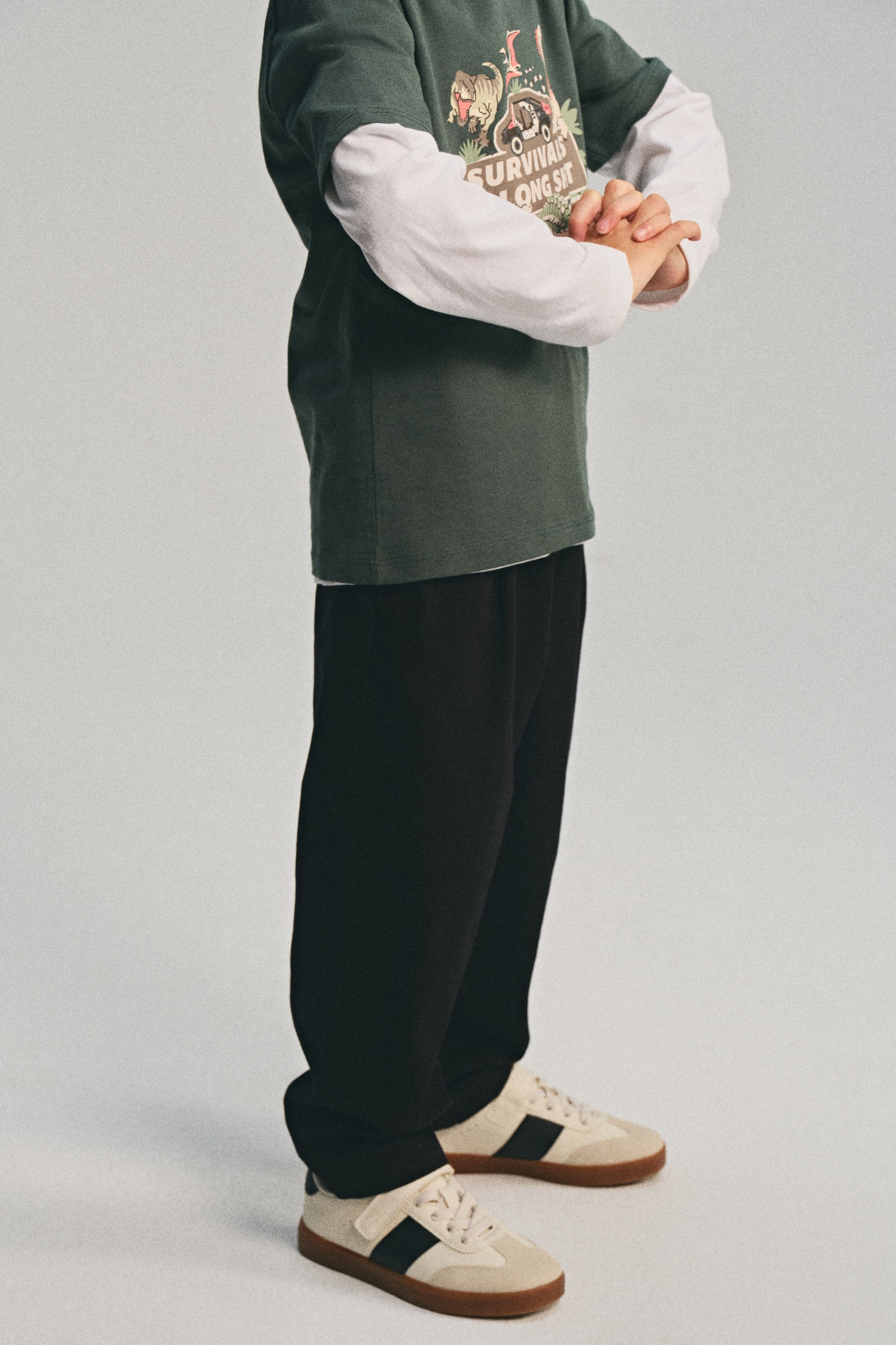 拡大画像を表示: コットンツイルジョガーパンツ - ブラック - Kids | H&M JP 2