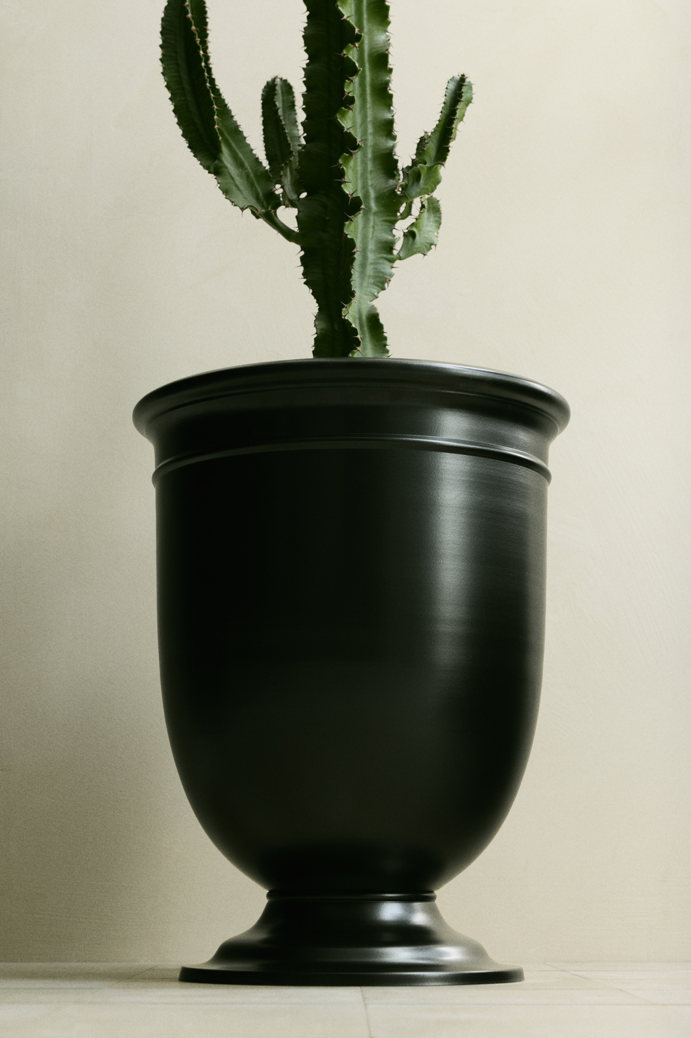 Tall Metal Plant Pot - Black