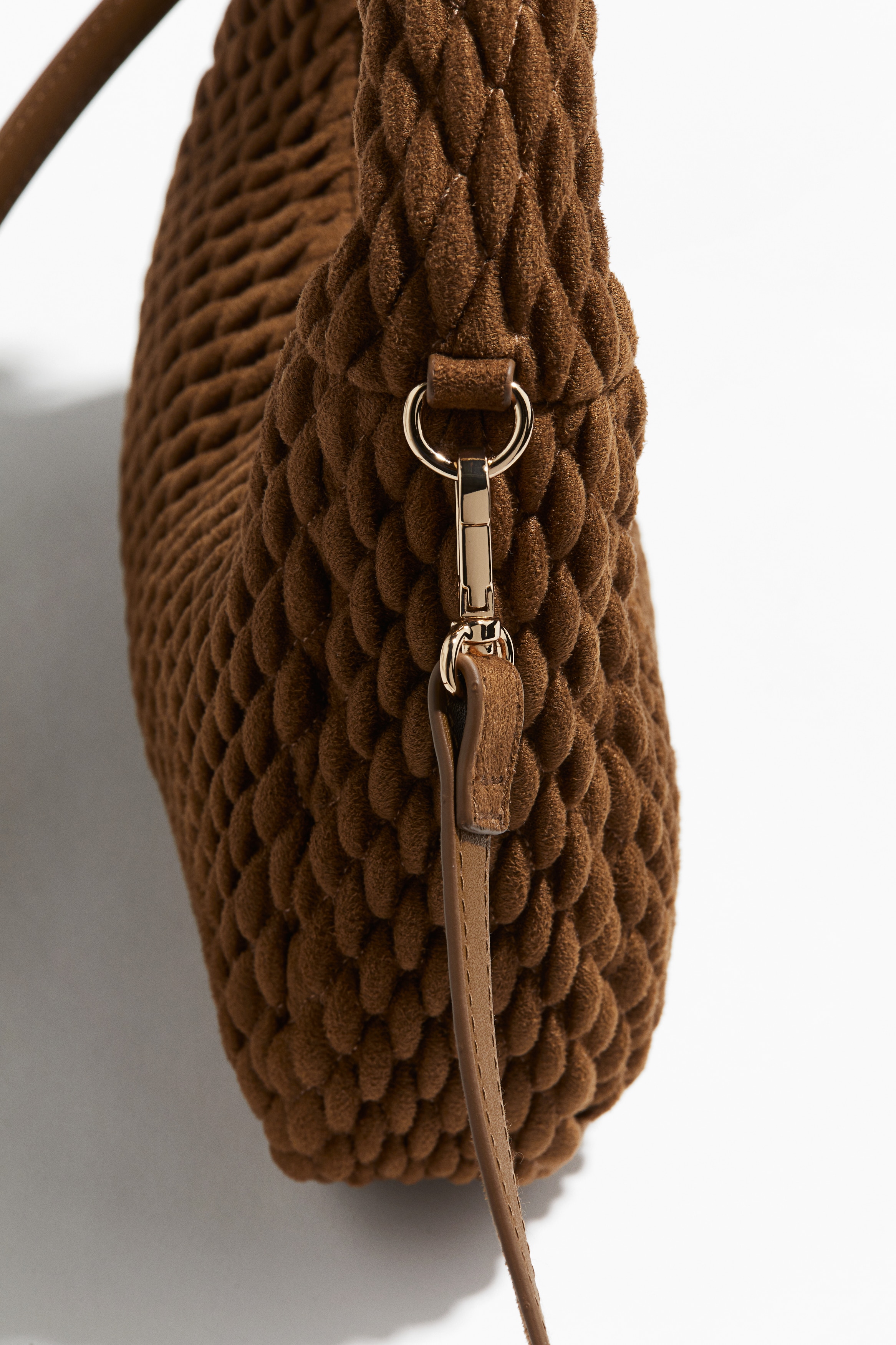 mutu ブラウンキルティングバッグ オリジナルチャーム付き2WAYキルティングバッグ[品番