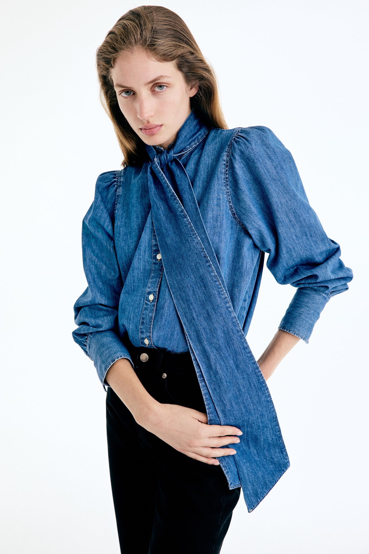 Blouse en denim avec écharpe - Bleu denim - 2