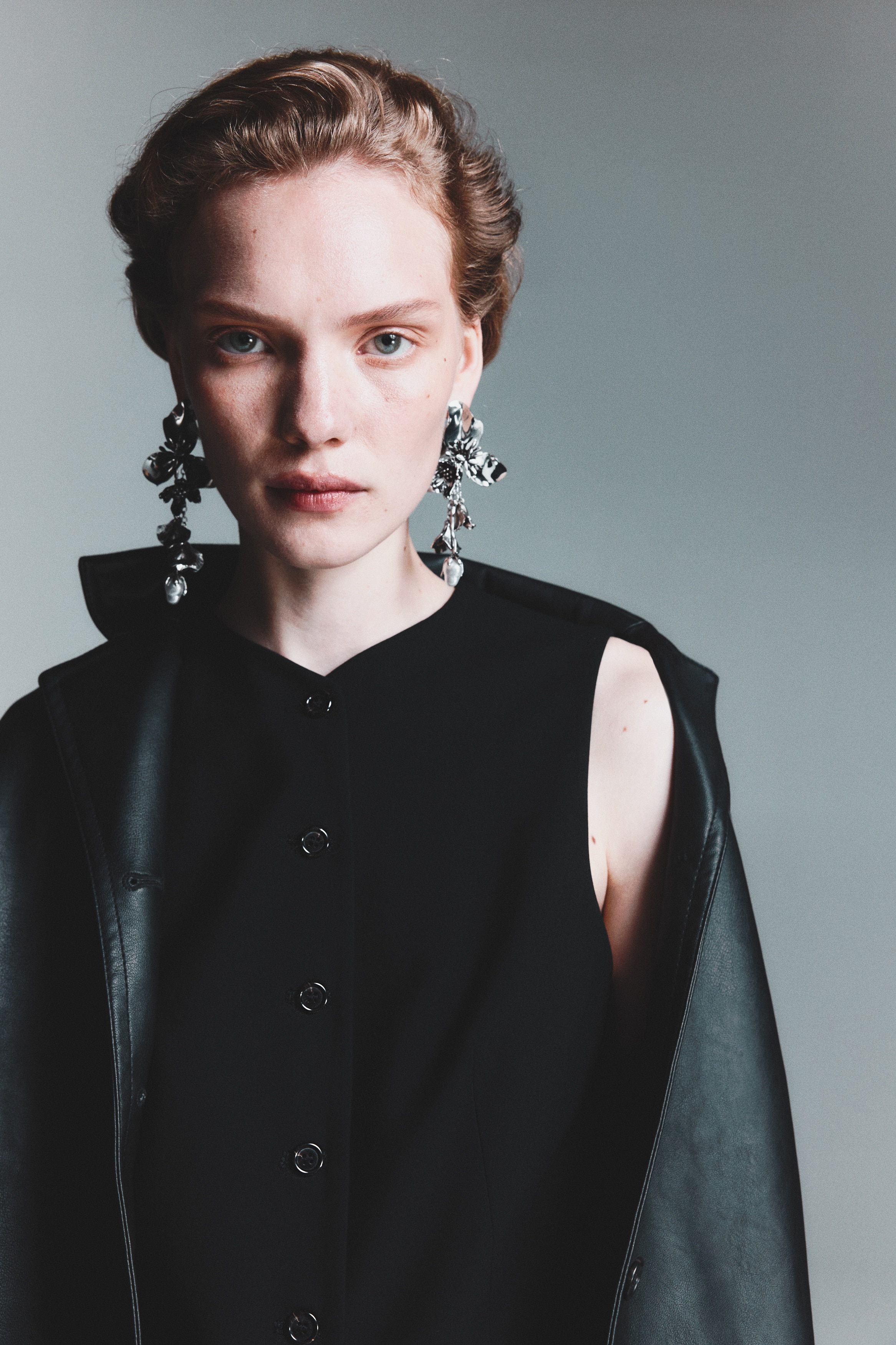 Dam - Svart Lång väst - Size: 32  - H&M