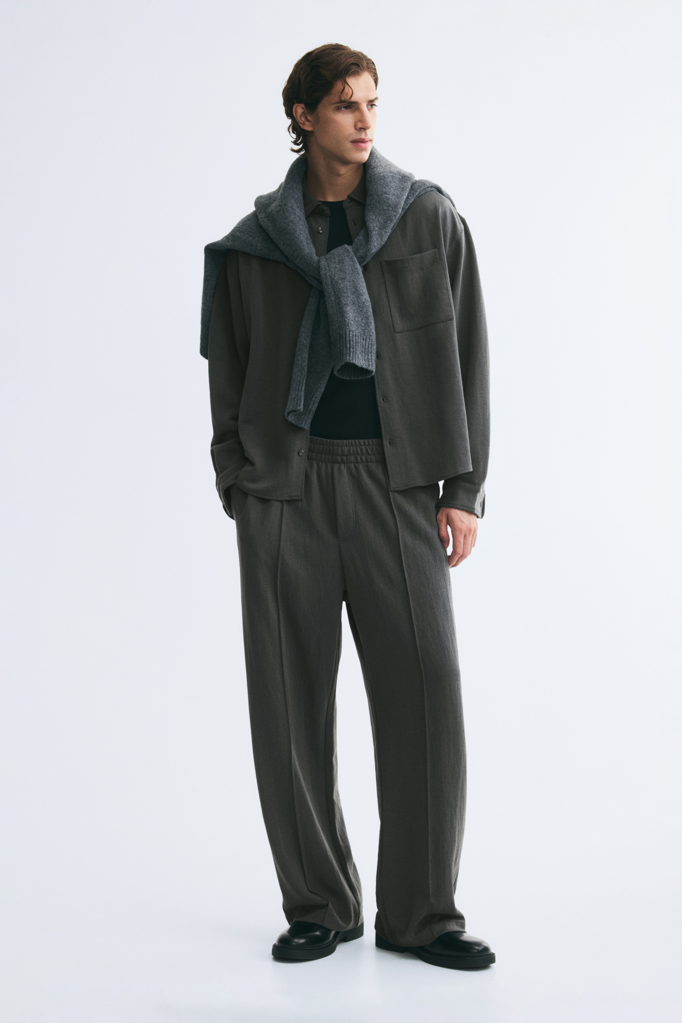 休閒剪裁雙面布慢跑褲 - 深灰色/深大地色/淺米色