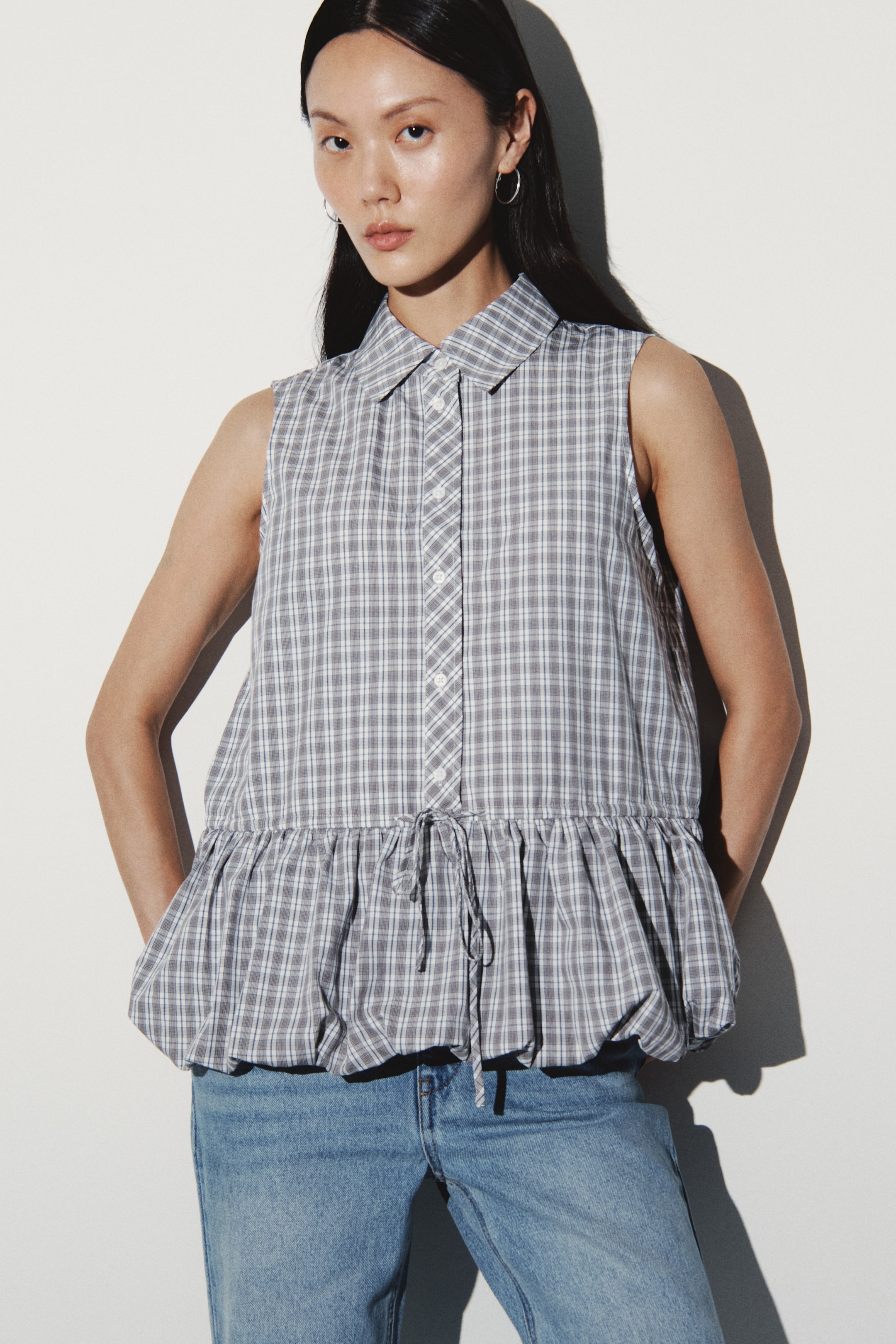 Xem ảnh lớn hơn: Áo kiểu có gấu bong bóng - Màu nâu/Kẻ ca rô - Ladies | H&M VN 1