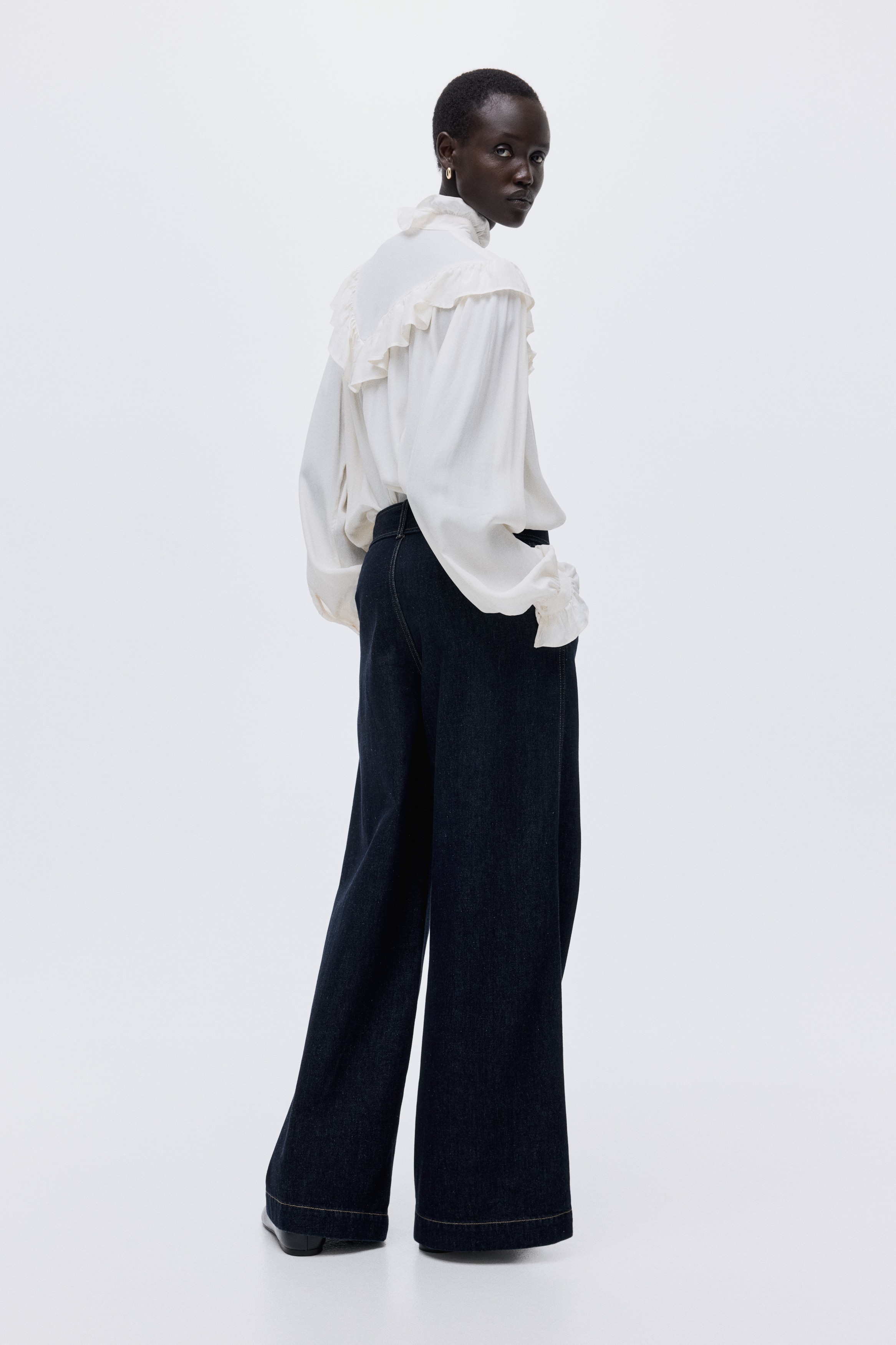 Wide High Jeans