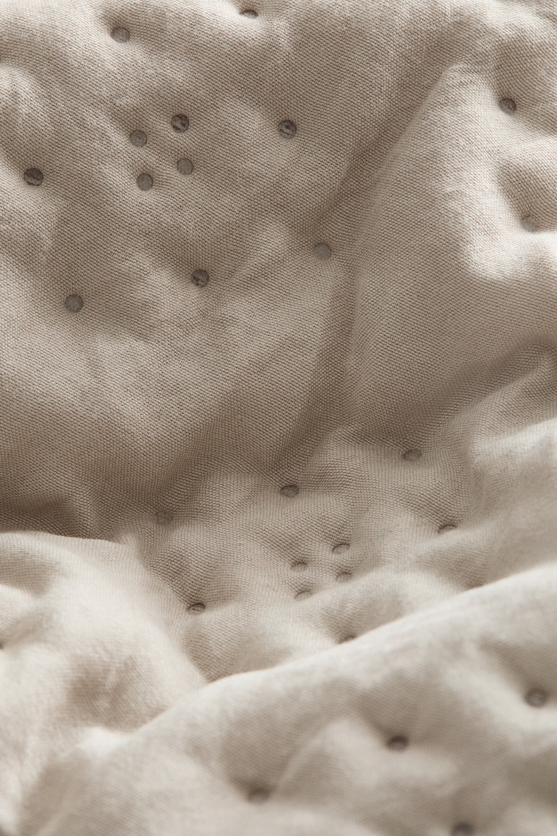 拡大画像を表示: キルティングベッドカバー - Light beige - Home All | H&M JP 3