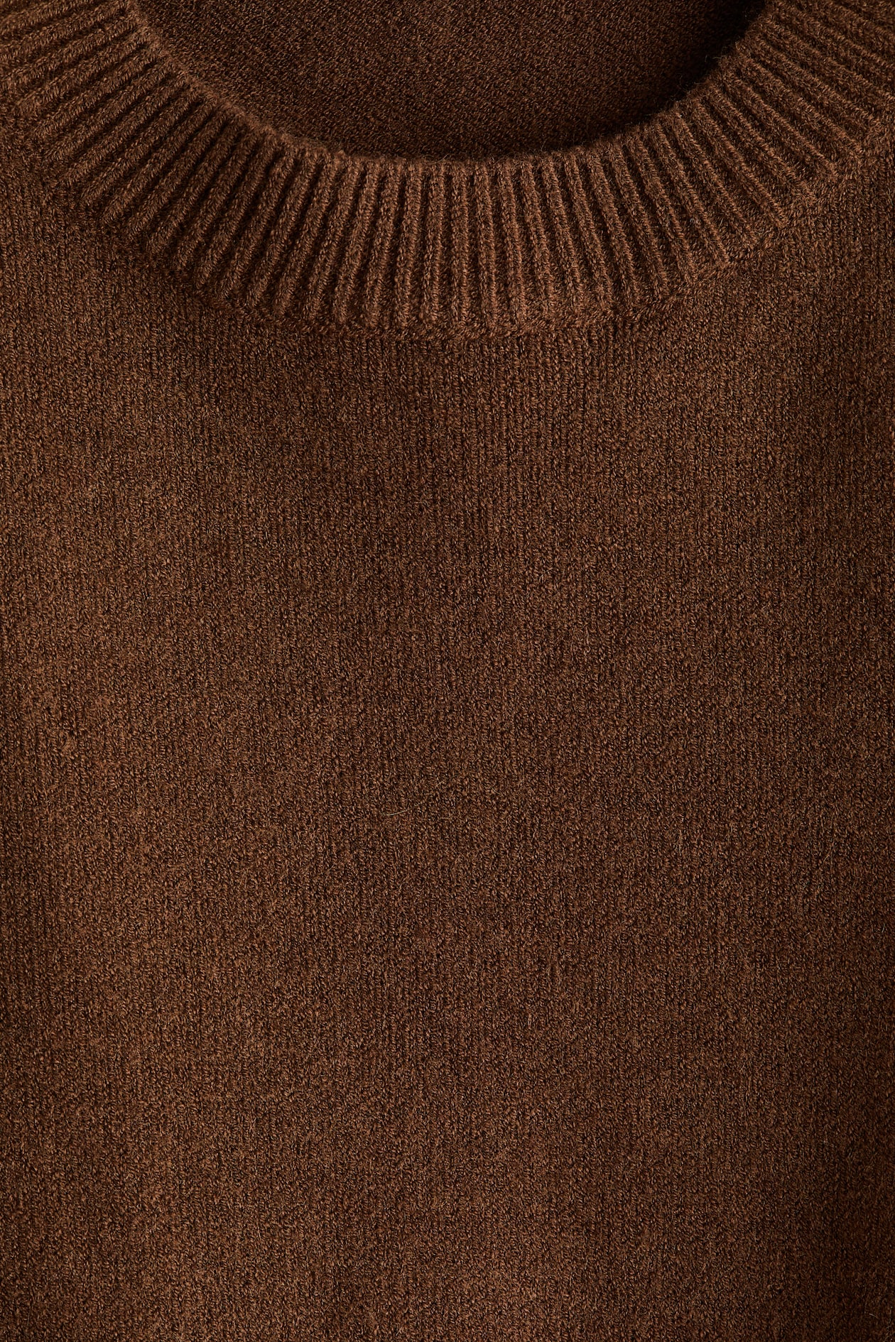 Shoulder-Pad Sweater - image 4