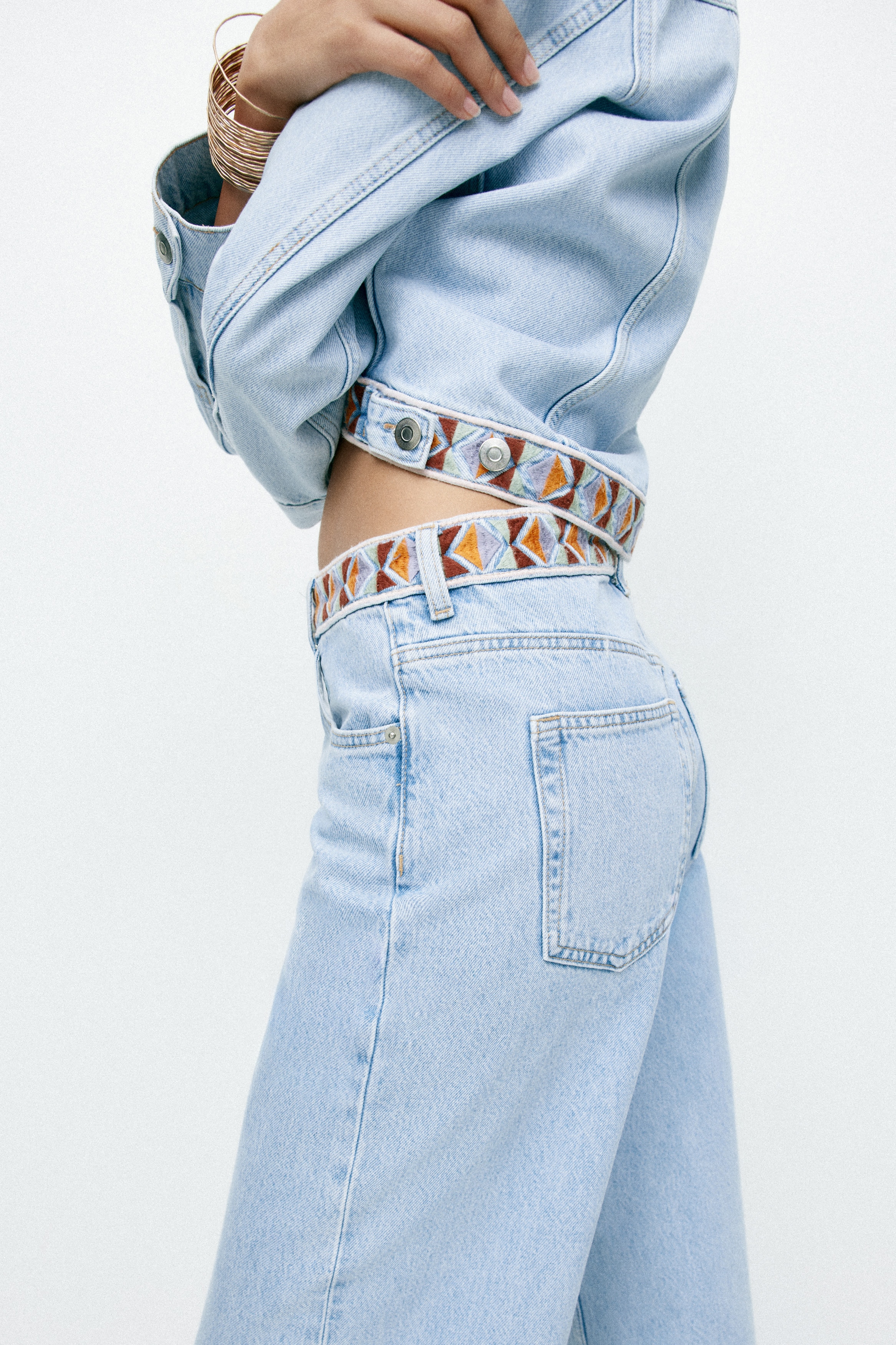 Wide Ultra High Jeans - Helles Denimblau