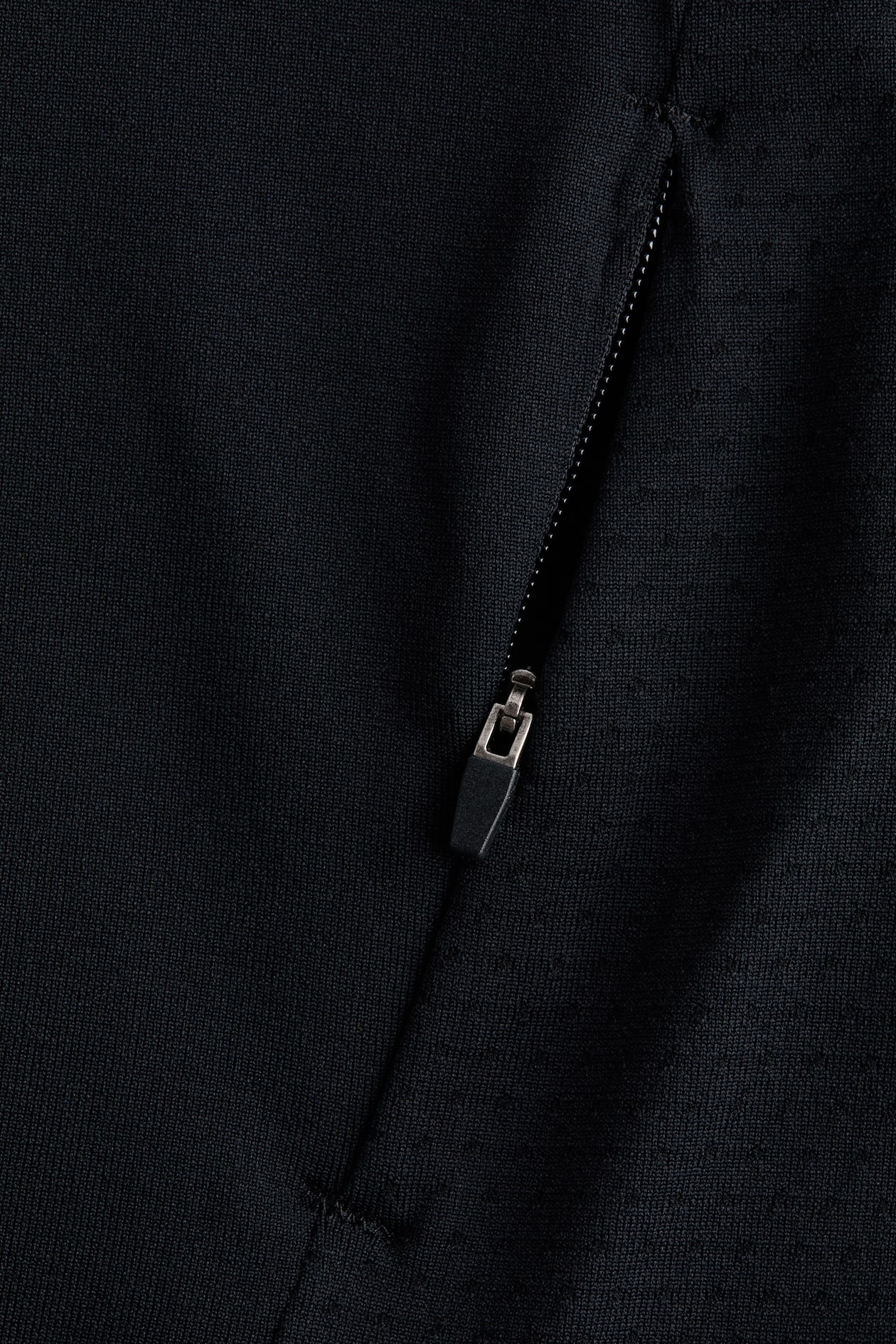 Seamless Half-Zip Sports Top with DryMove - image 2