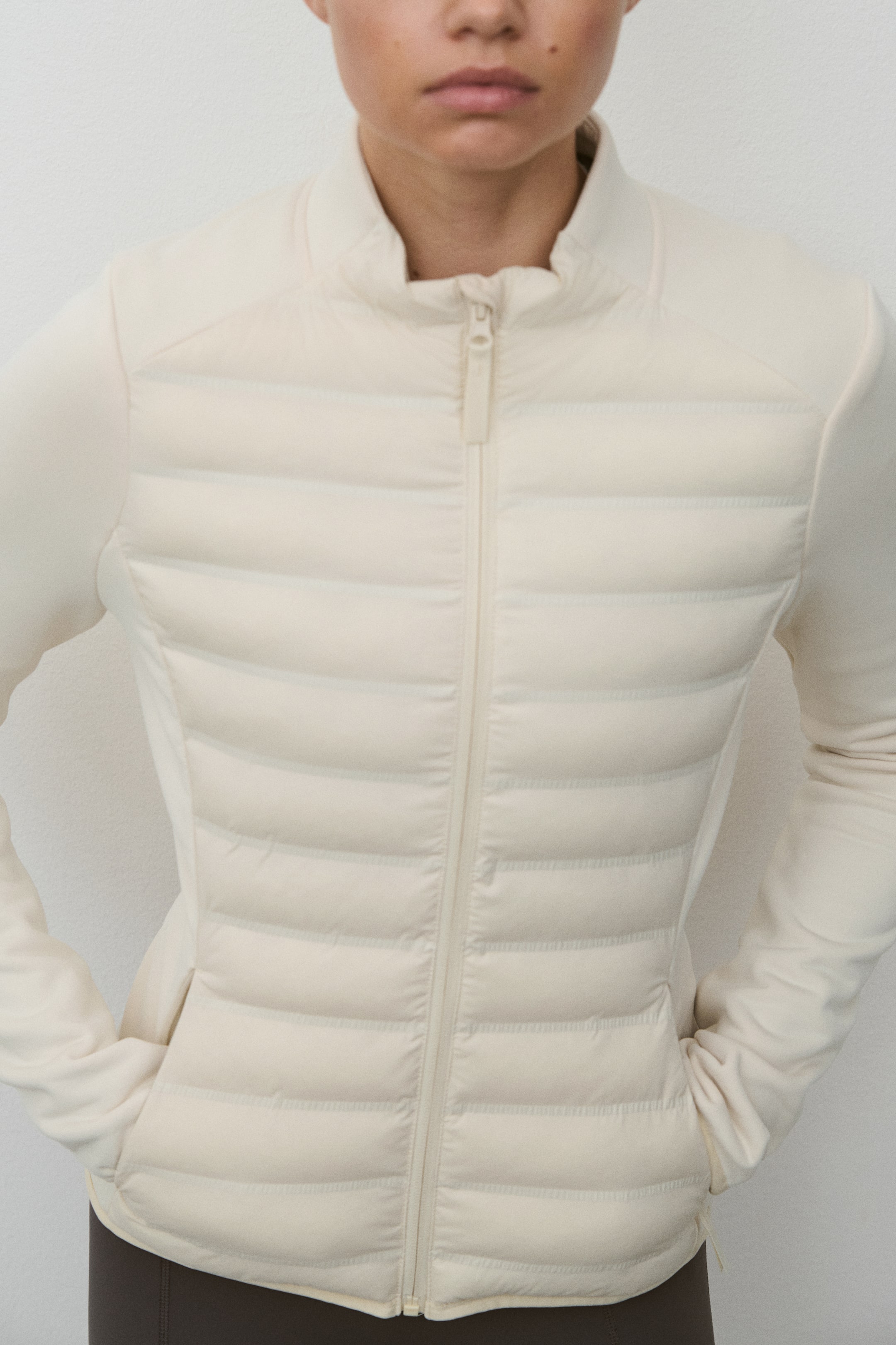 Grotere afbeelding bekijken: Gewatteerde hybridejas met ThermoMove™ - Lichtbeige - DAMES | H&M BE 1