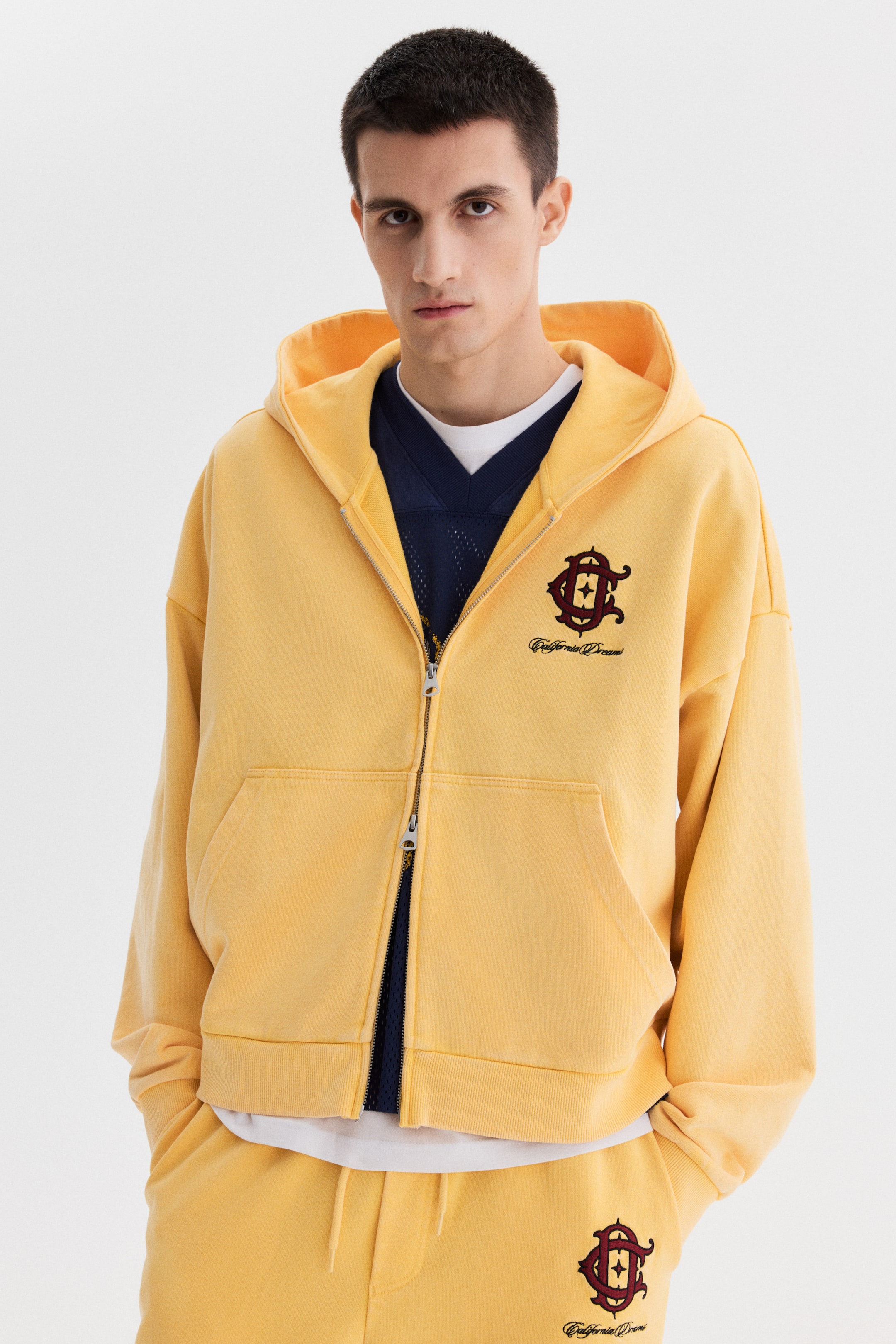 Agrandir l'image: Veste à capuche carrée et zippée Oversized Fit - Yellow/California dreams - HOMME | H&M CH 1