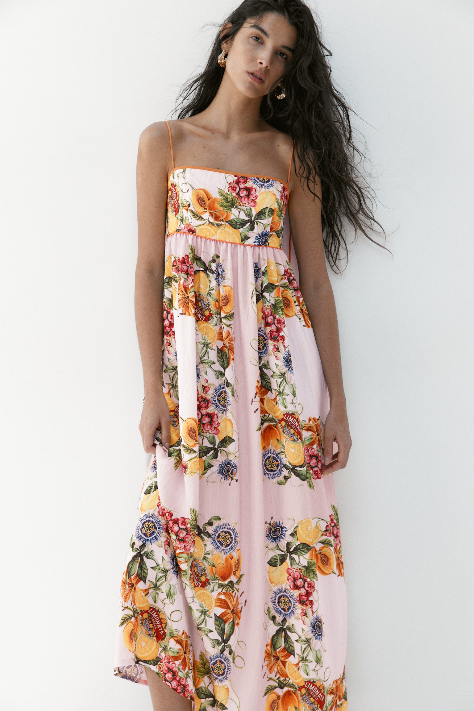 Vestido con tirantes de lazo - 3