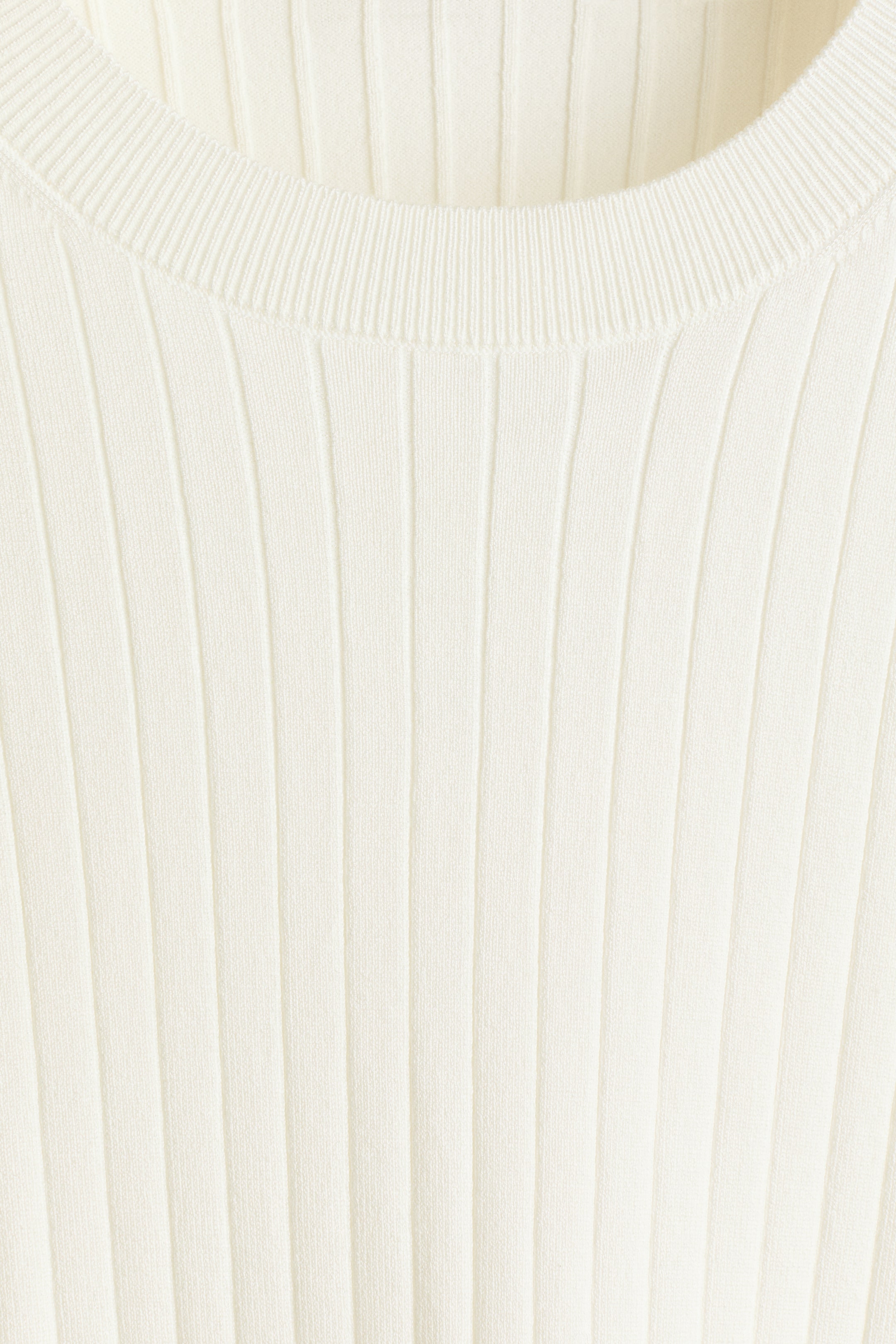 View larger image: Slim-Fit Knit T-Shirt - Cream  - Men | H&M US 2