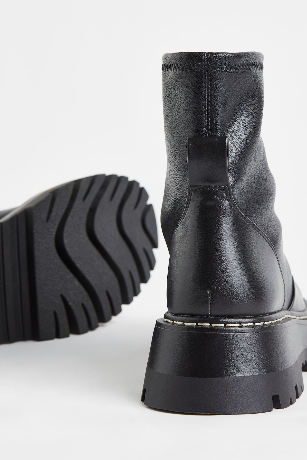 Chunky zipfront boots Low heel Black Ladies H&M GB