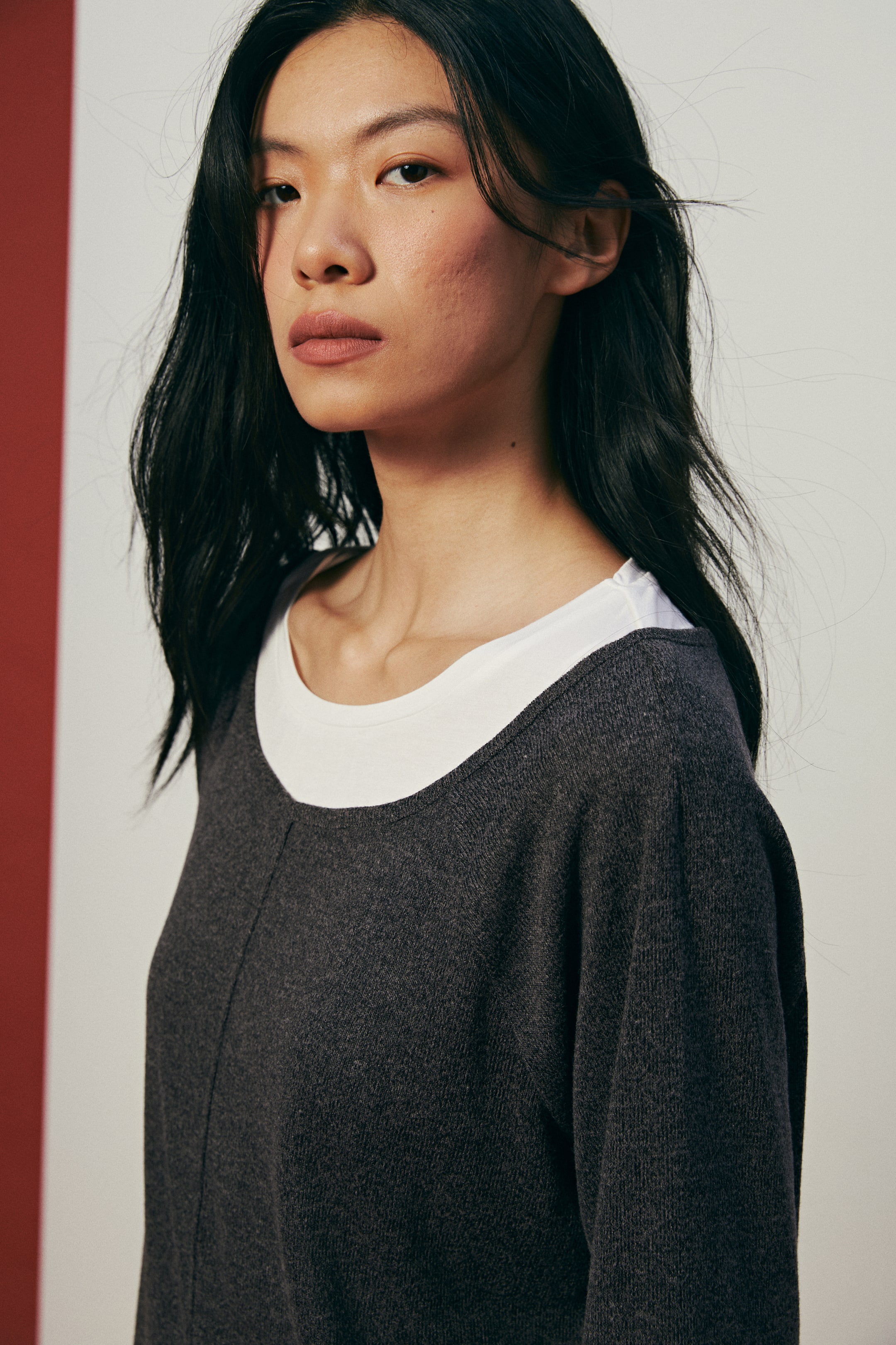 拡大画像を表示: レイヤードトップス - ダークブラウン／ホワイト - レディース | H&M JP 4