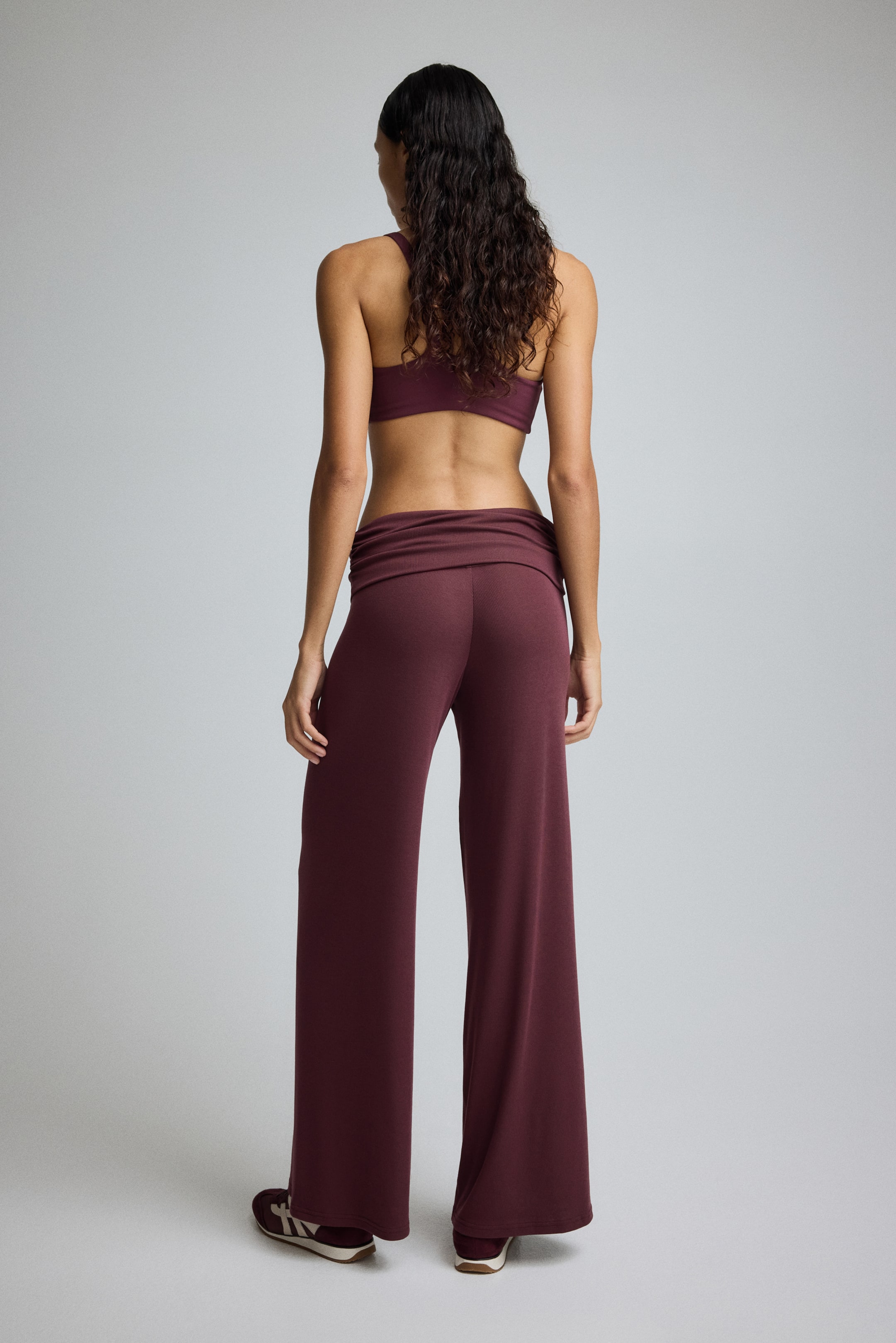 Ampliar la imagen: Pantalón deportivo con pretina plegable - Borgoña claro - Ladies | H&M MX 5