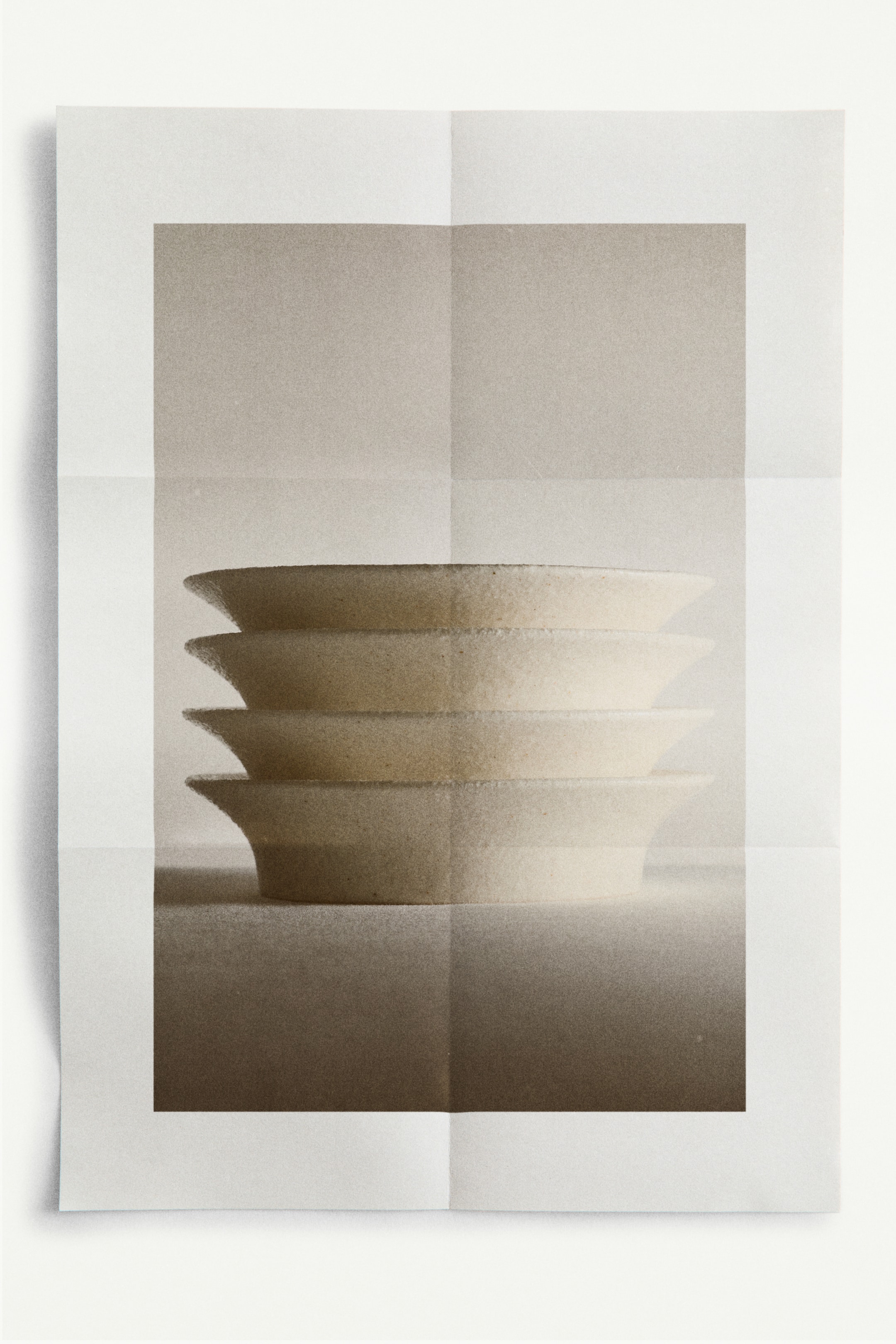 Ver imagem maior: Tigela de servir pequena com padrão de salpicos - Branco - HOME | H&M PT 1