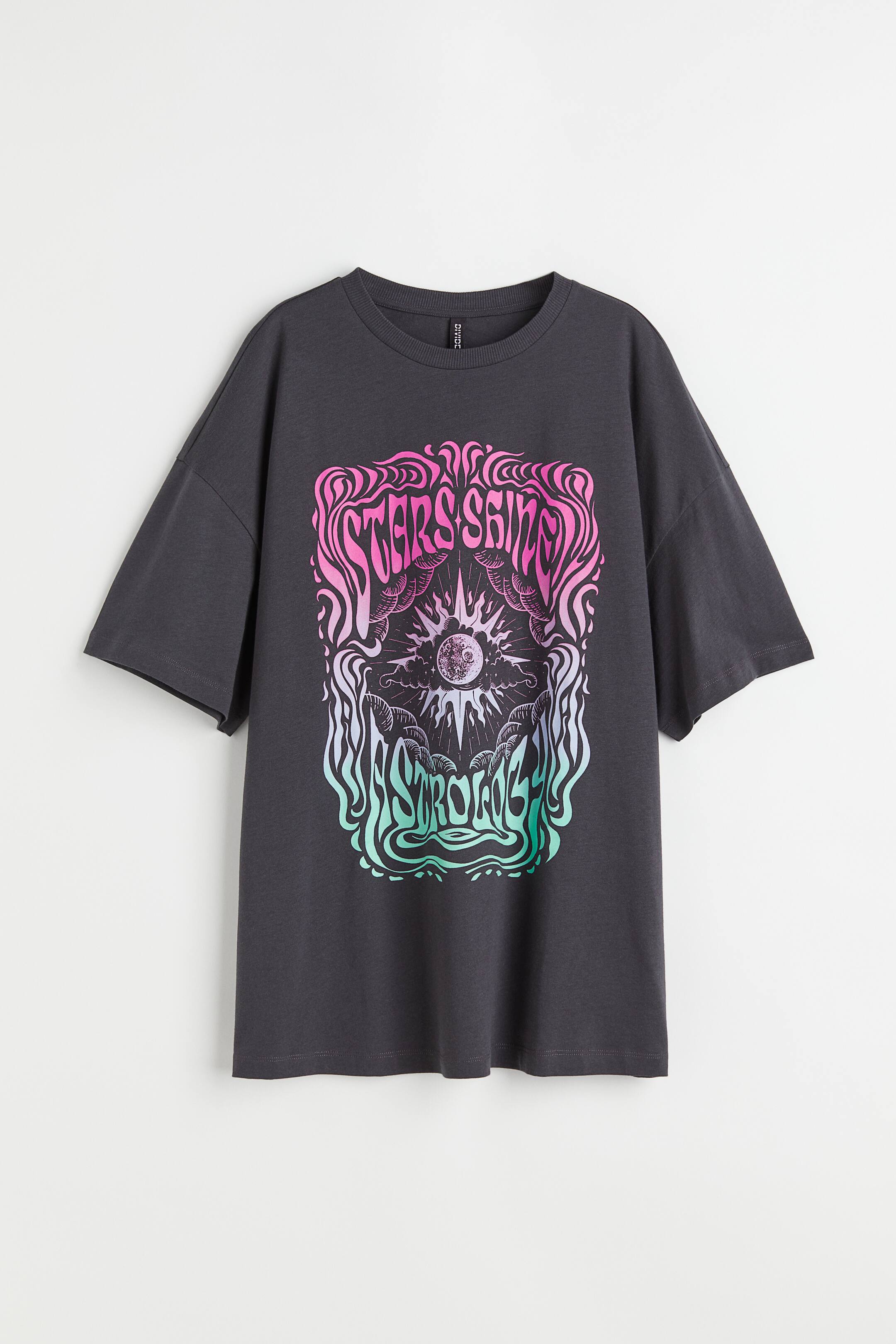 View larger image: Oversized printed T-shirt - Black/Stars Shine - Ladies | H&M 1