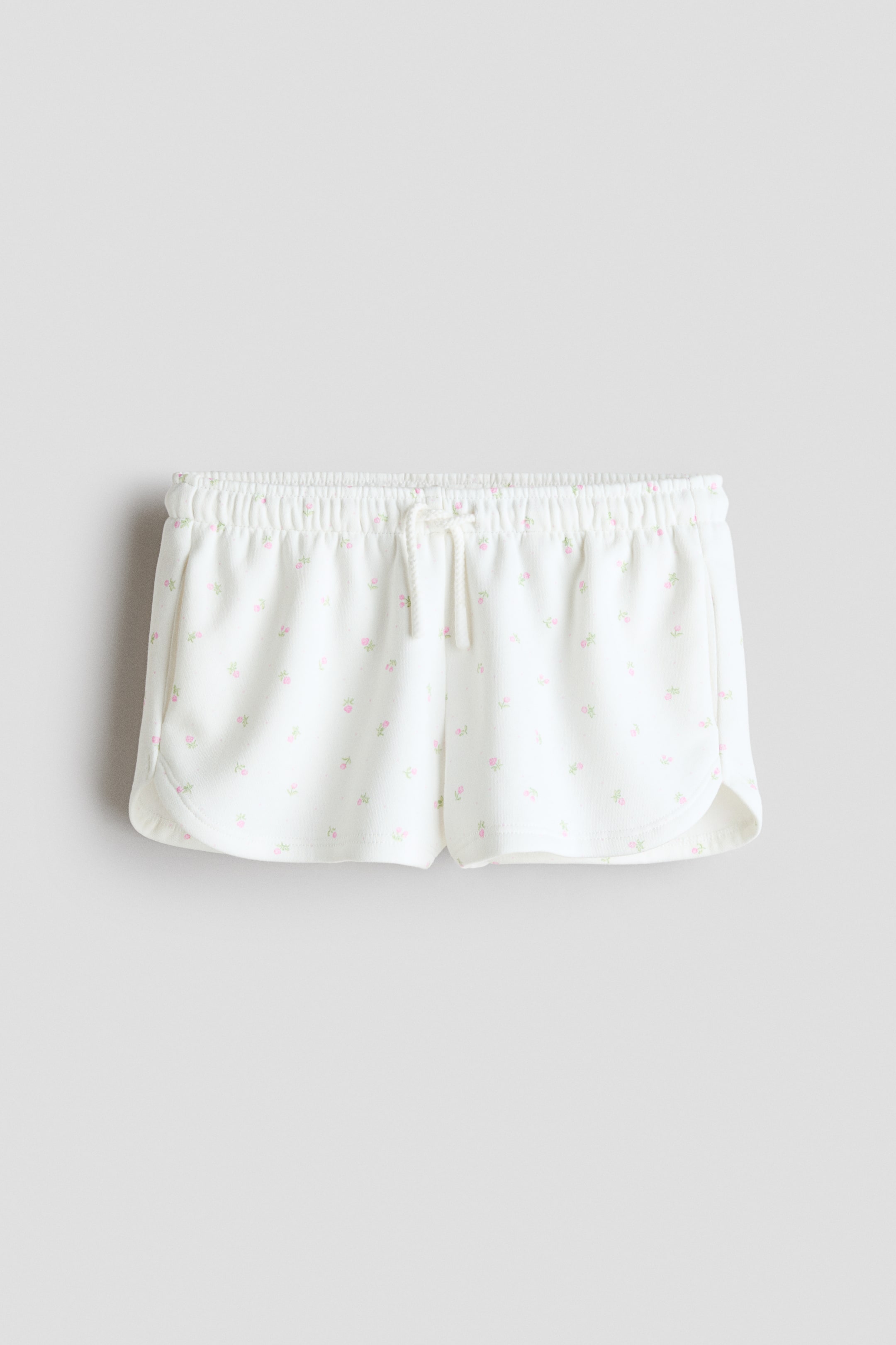 View larger image: Patterned sweatshorts - Ivory/Floral - Kids | H&M 1