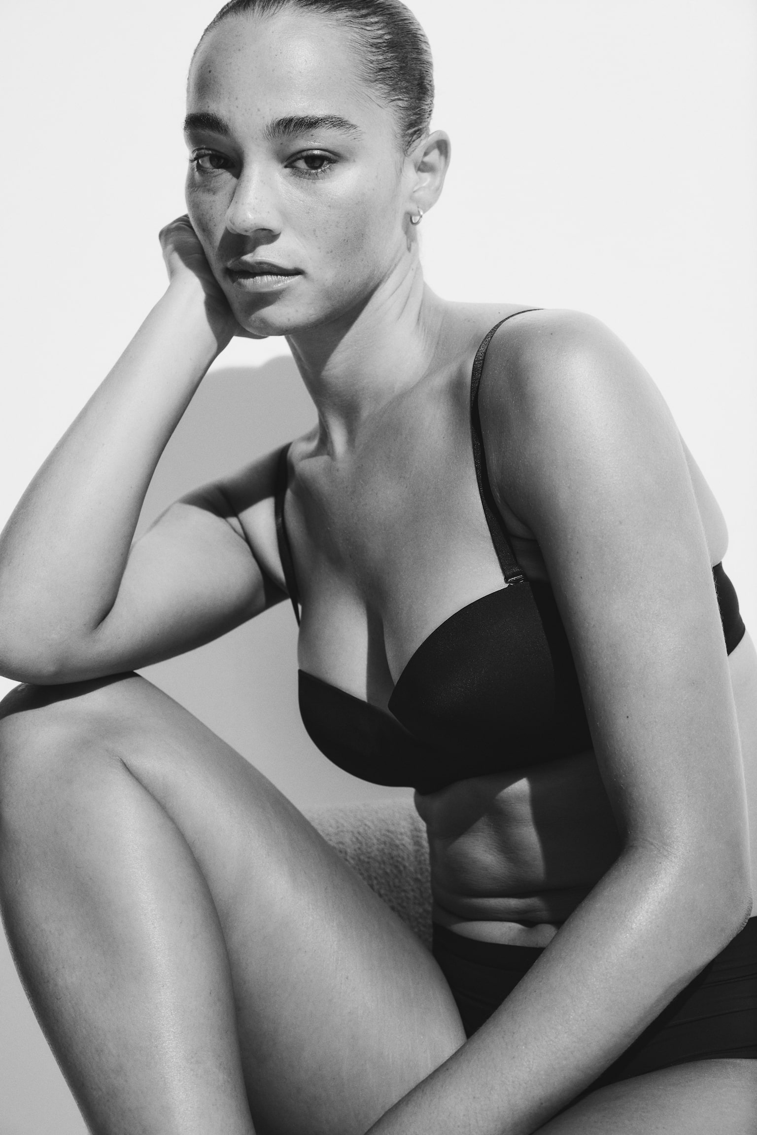 Microfibre non-wired padded balconette bra - Black - 6