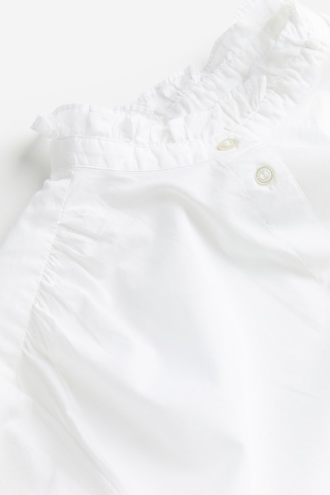 Bawełniana bluzka z falbankami - Biały/Niebieski/Paski - 5